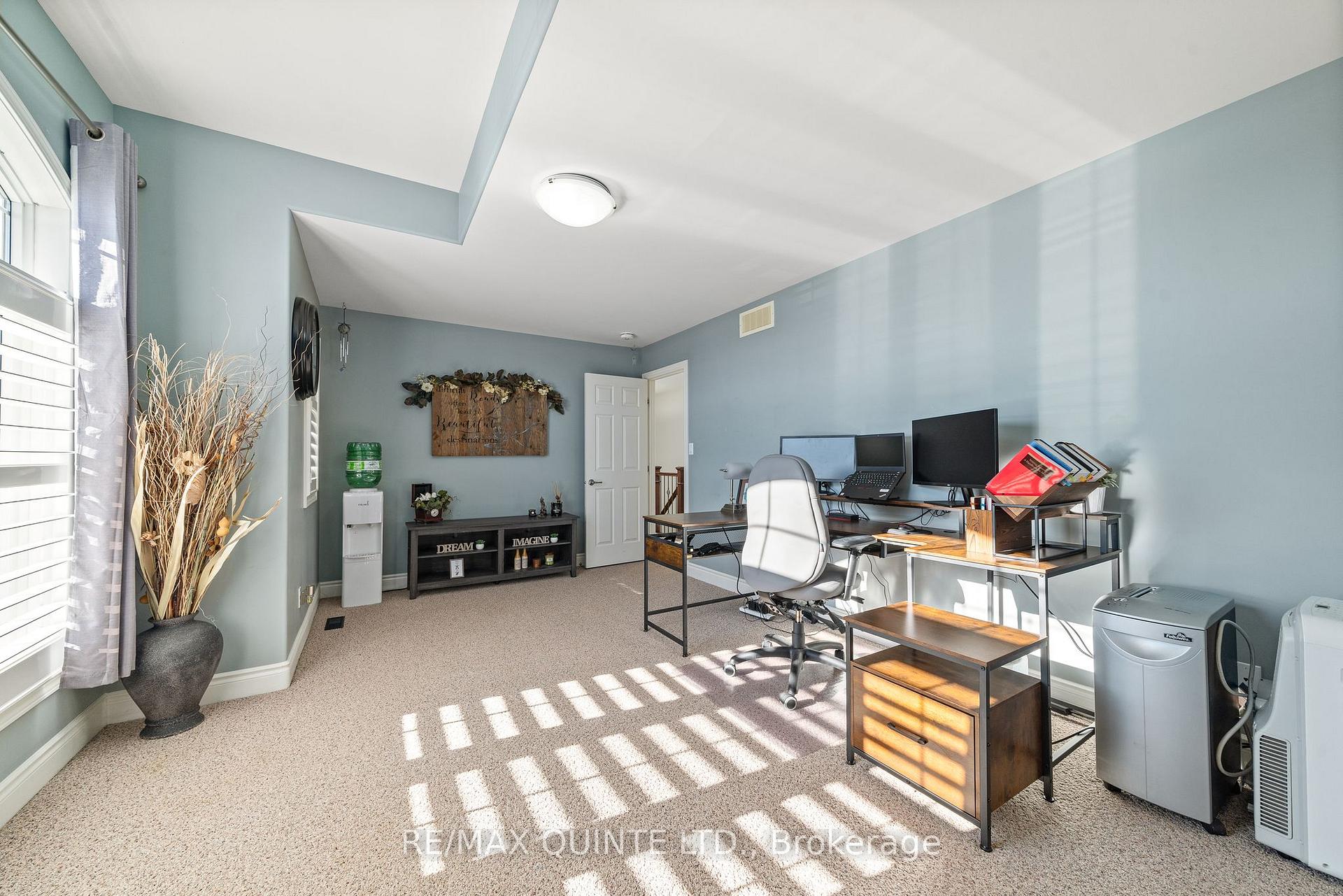 Photo 16 of 69 Hampton Ridge Drive, Belleville, Thurlow Ward — HOMEH