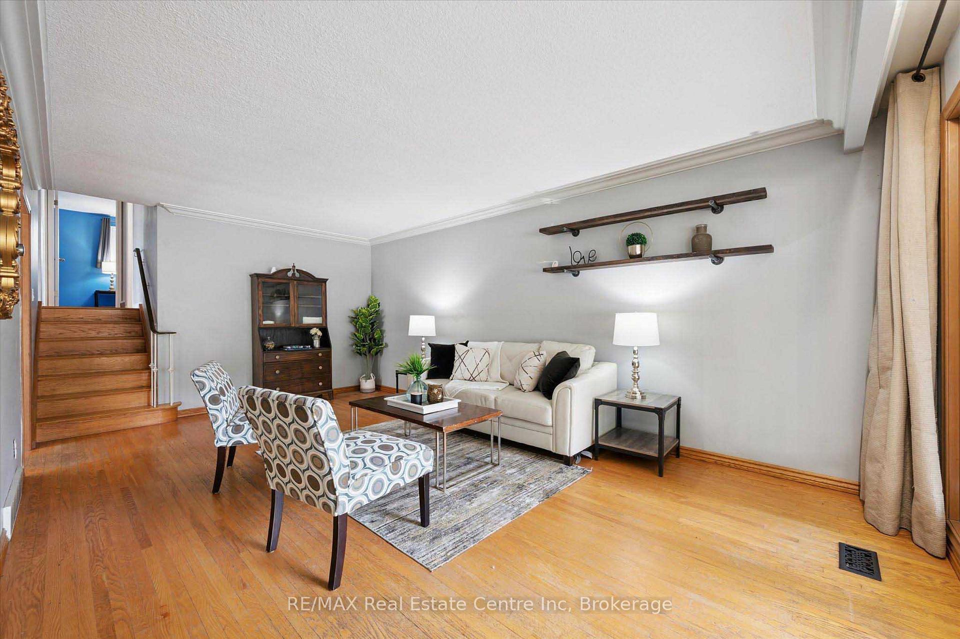 Photo 4 of 69 Rhonda Road, Guelph, Willow West/Sugarbush/West Acres — HOMEH