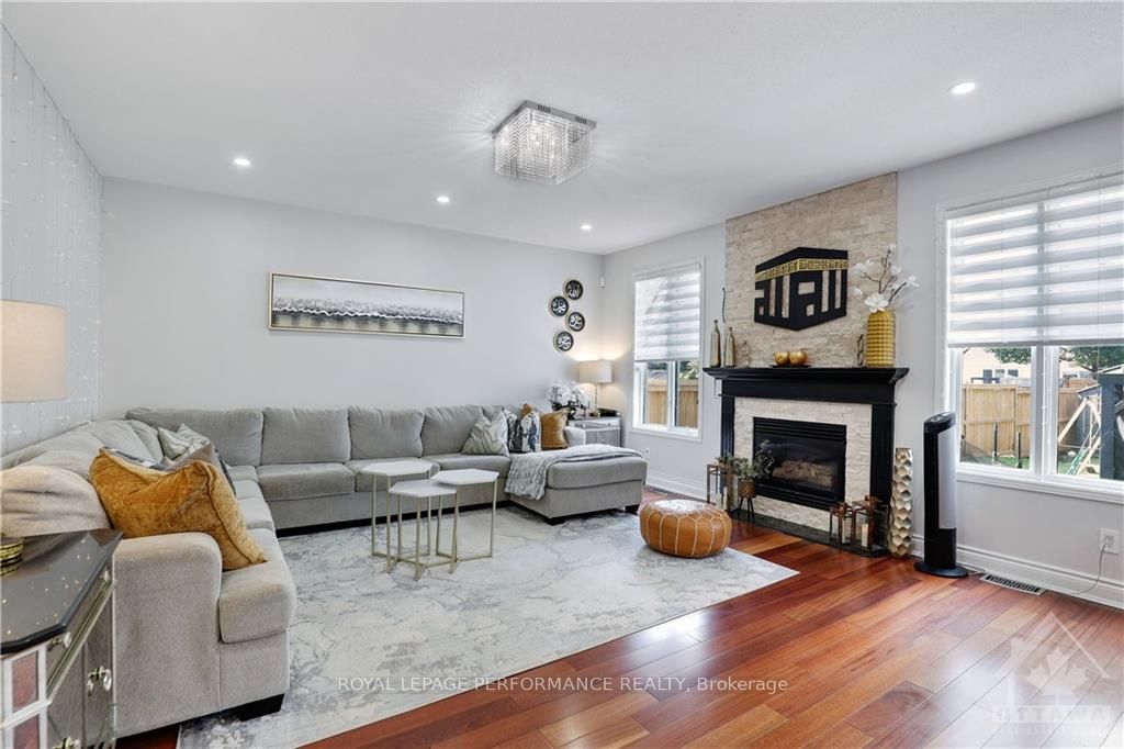 Photo 18 of Unit A, 308 Stoneway Drive, Ottawa, Barrhaven East — HOMEH