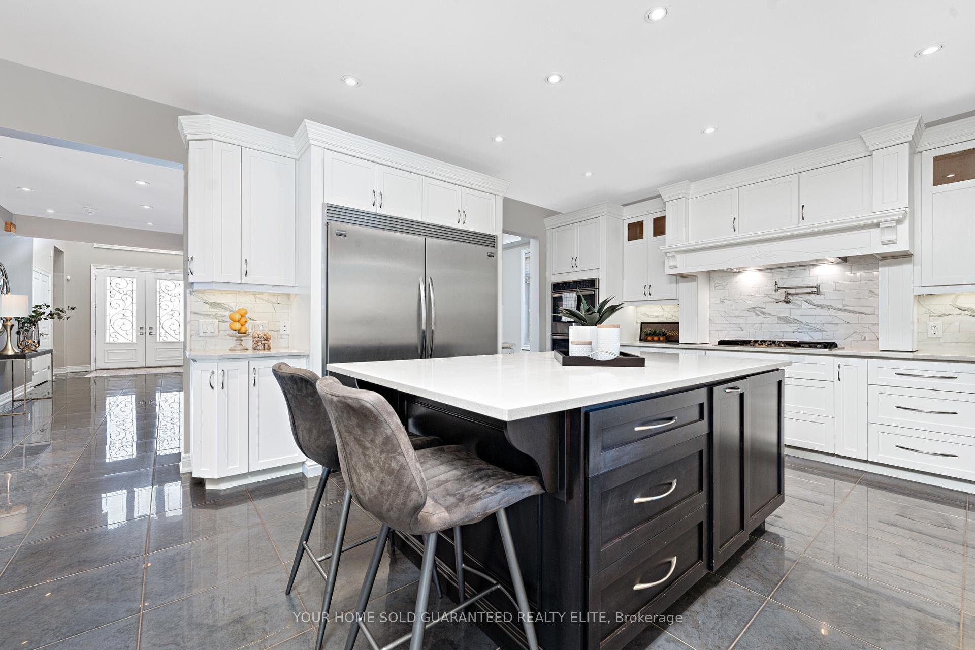 Photo 14 of 107 Lampman Drive, Grimsby, Grimsby West — HOMEH