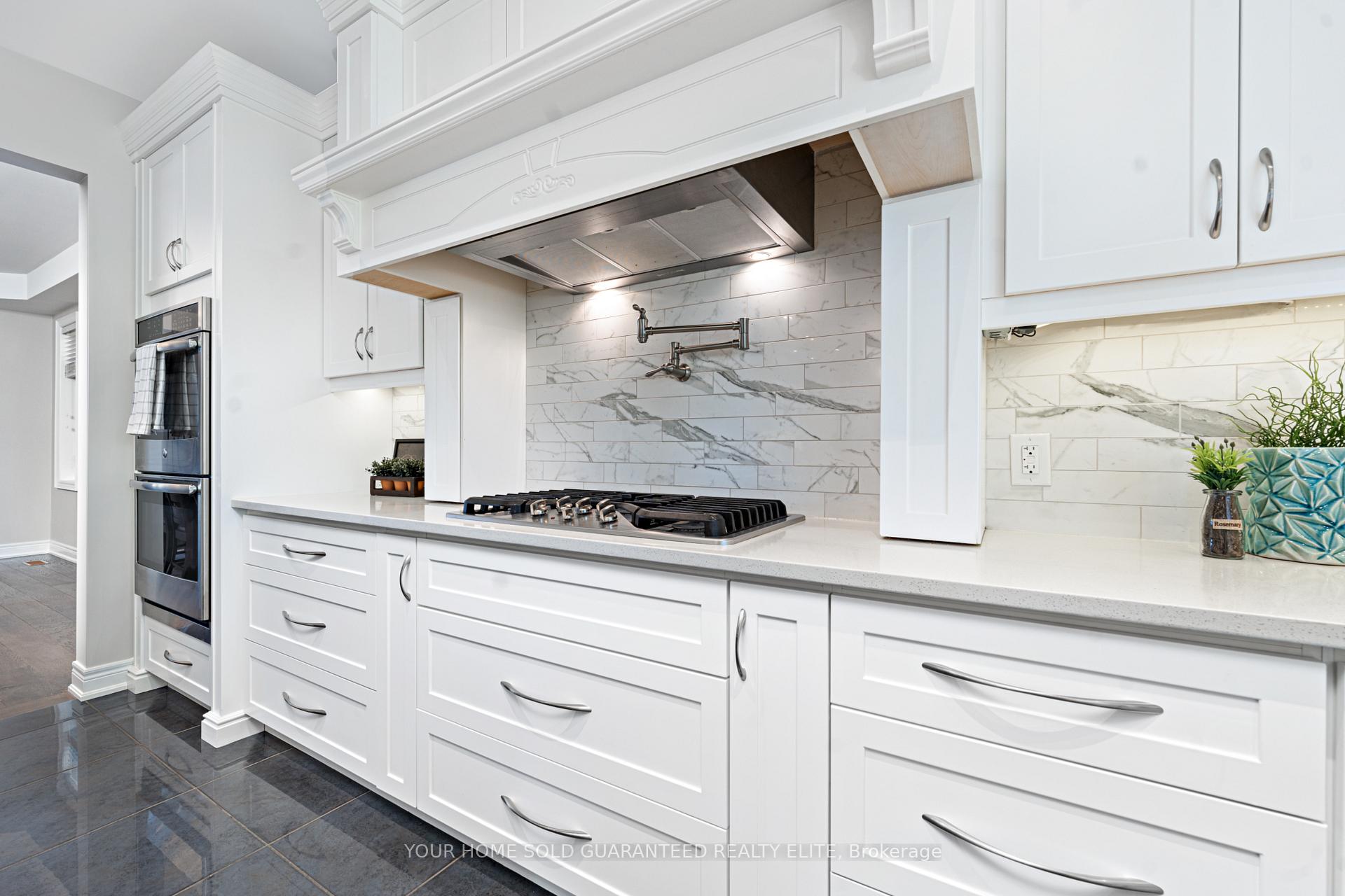 Photo 16 of 107 Lampman Drive, Grimsby, Grimsby West — HOMEH