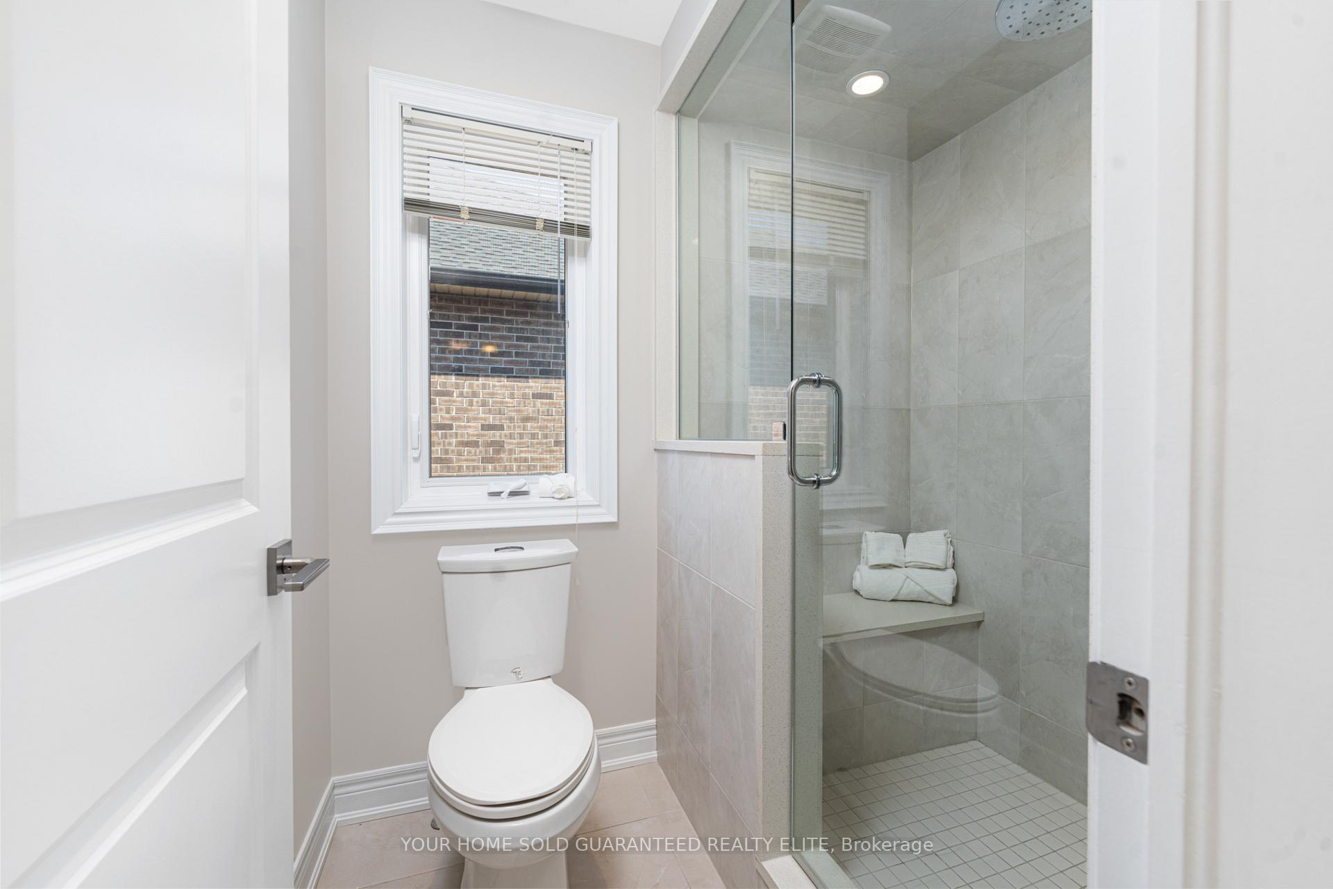 Photo 33 of 107 Lampman Drive, Grimsby, Grimsby West — HOMEH