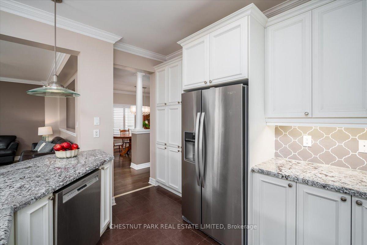 Photo 16 of 12 Wyndham Circle, Georgina, Sutton & Jackson's Point — HOMEH