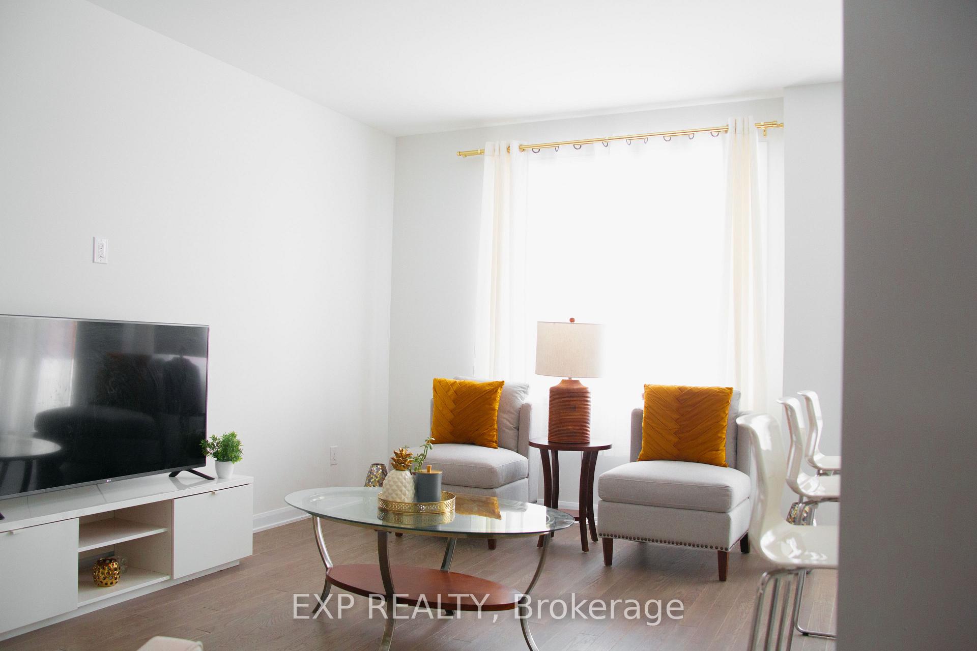 Photo 3 of 939 Athenry Court, Ottawa, Barrhaven - Half Moon Bay — HOMEH