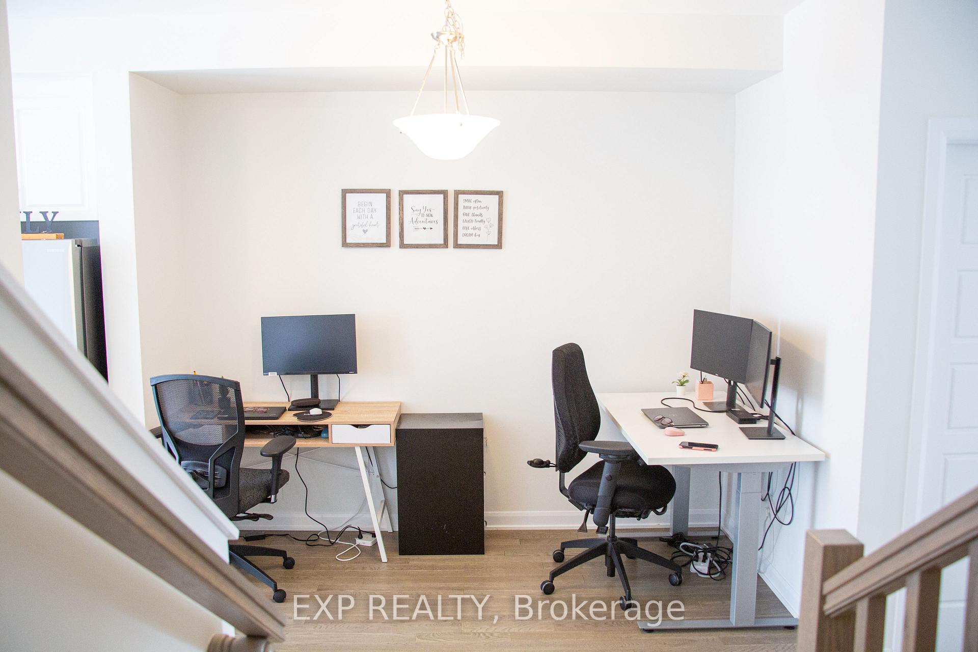 Photo 9 of 939 Athenry Court, Ottawa, Barrhaven - Half Moon Bay — HOMEH