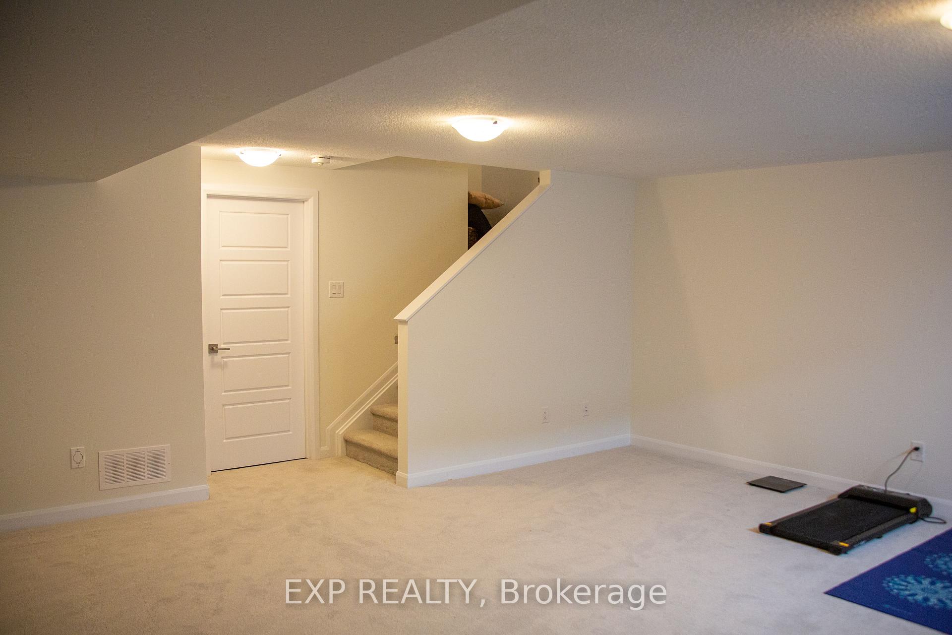 Photo 15 of 939 Athenry Court, Ottawa, Barrhaven - Half Moon Bay — HOMEH