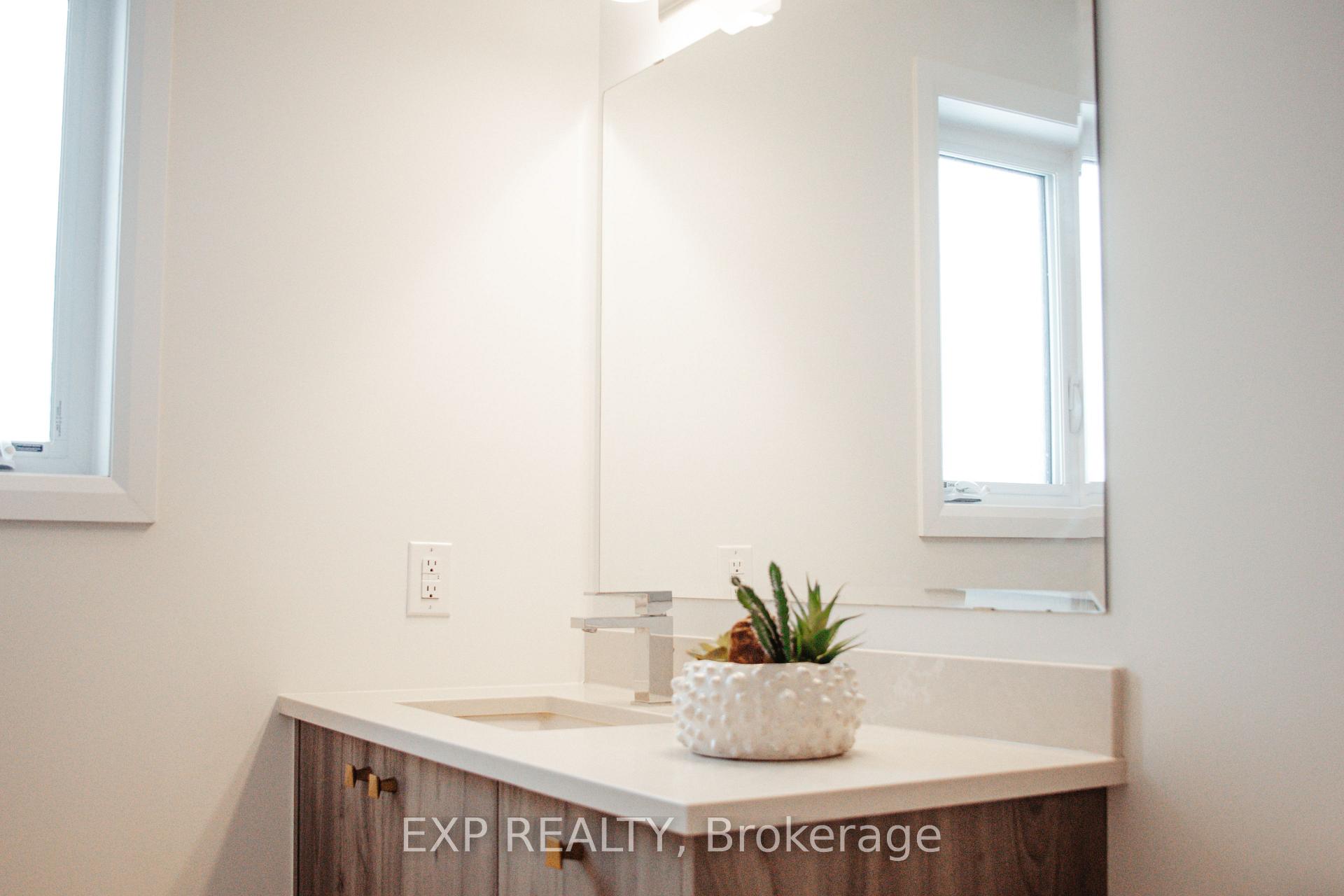 Photo 24 of 939 Athenry Court, Ottawa, Barrhaven - Half Moon Bay — HOMEH