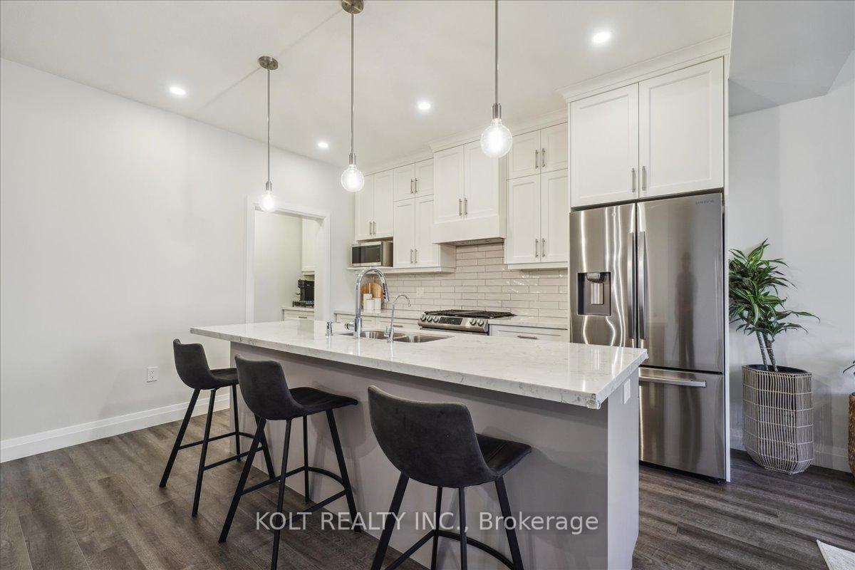 Photo 15 of 40 Wideman Boulevard, Guelph, Victoria North — HOMEH