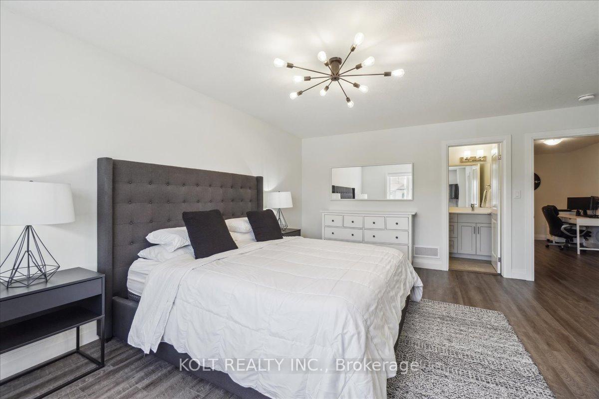 Photo 24 of 40 Wideman Boulevard, Guelph, Victoria North — HOMEH