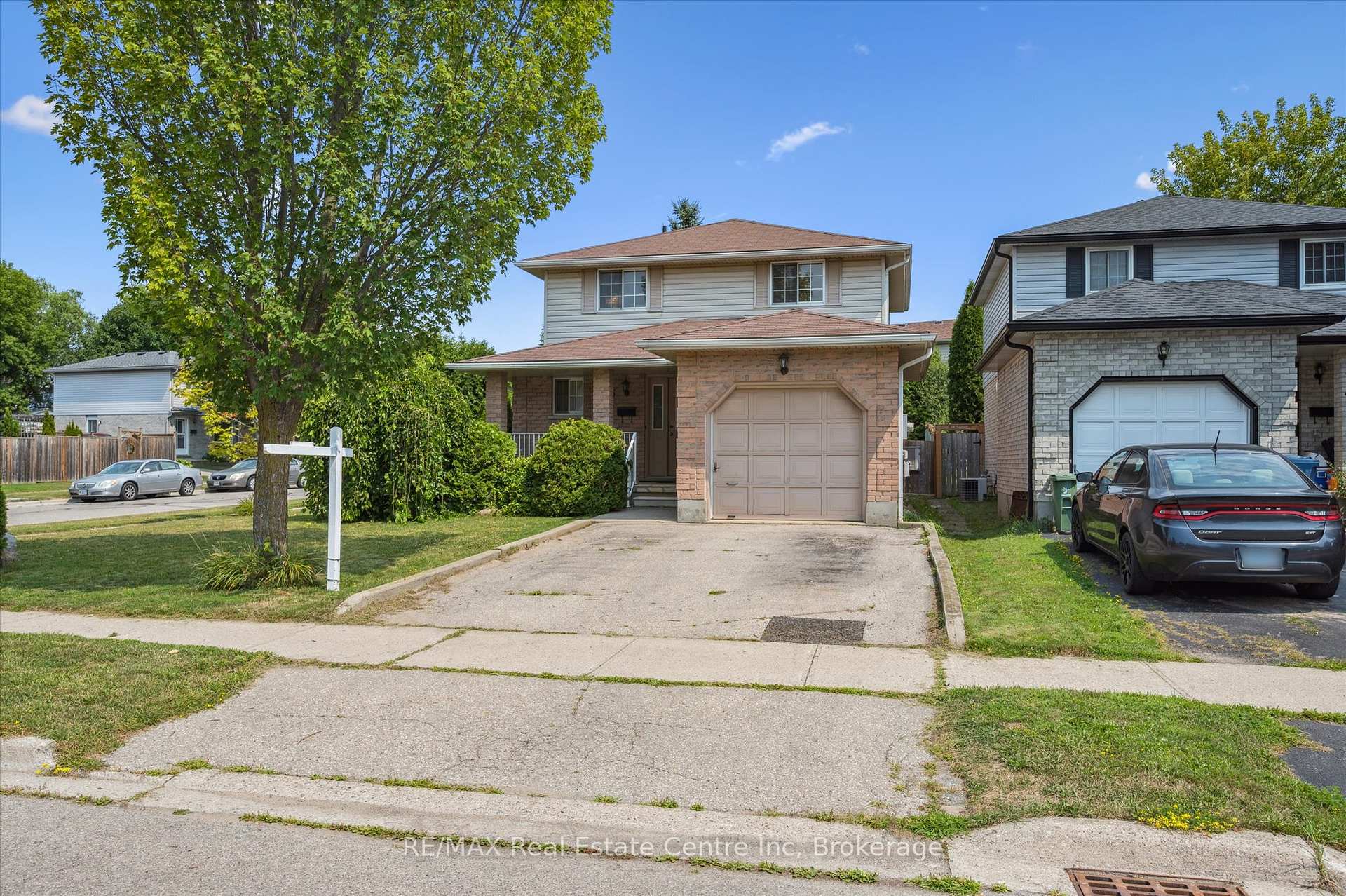 Photo 2 of 46 Watt Street, Guelph, Grange Road — HOMEH