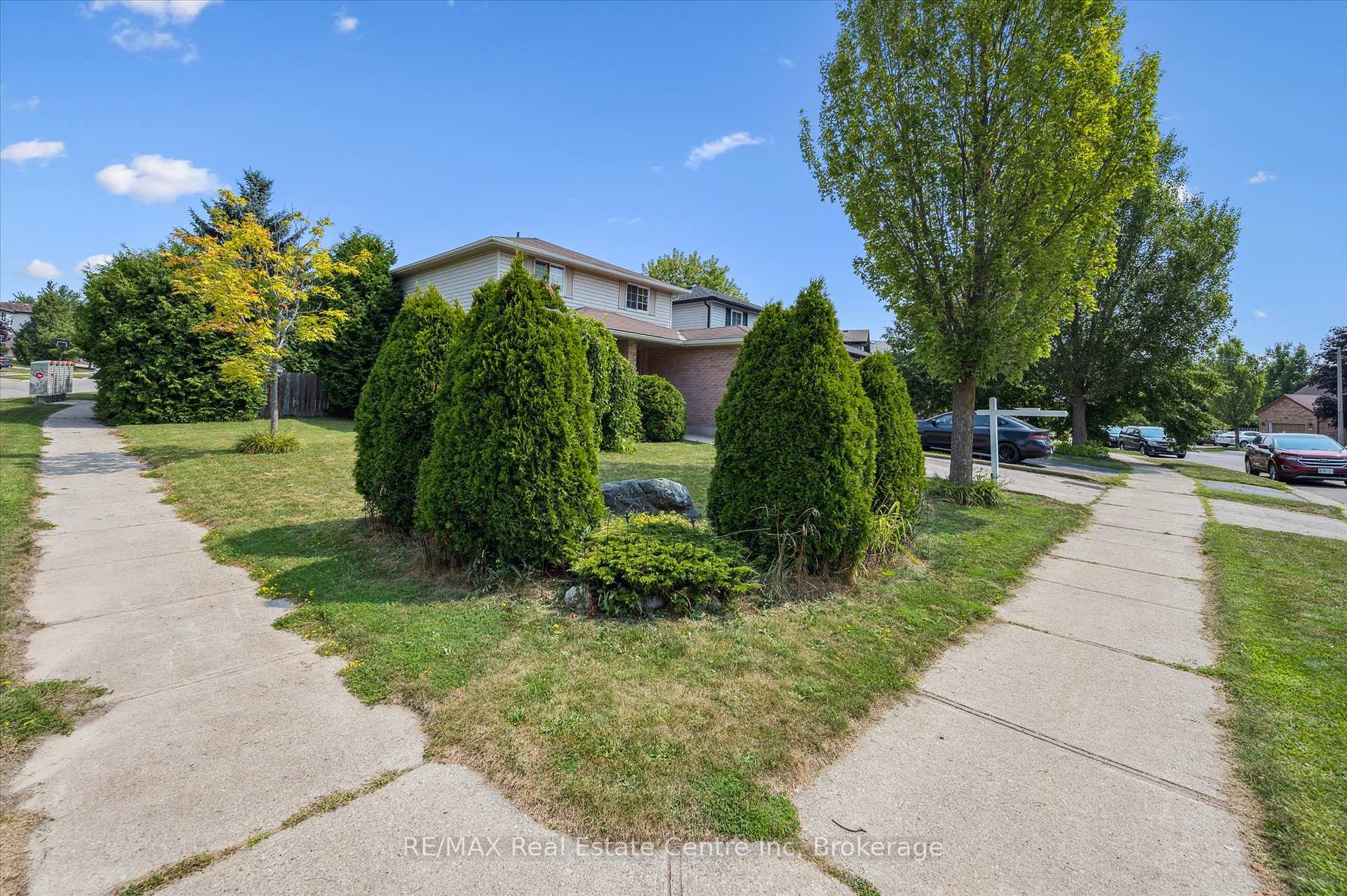 Photo 3 of 46 Watt Street, Guelph, Grange Road — HOMEH
