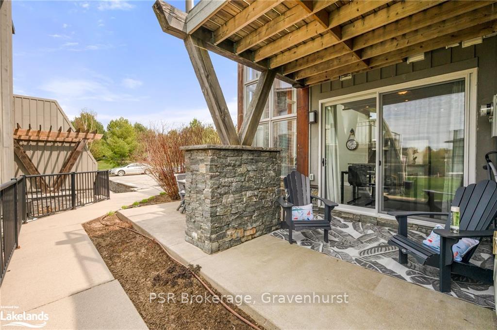 Photo 2 of 44 Carrick Trail, Gravenhurst, Muskoka (S) — HOMEH