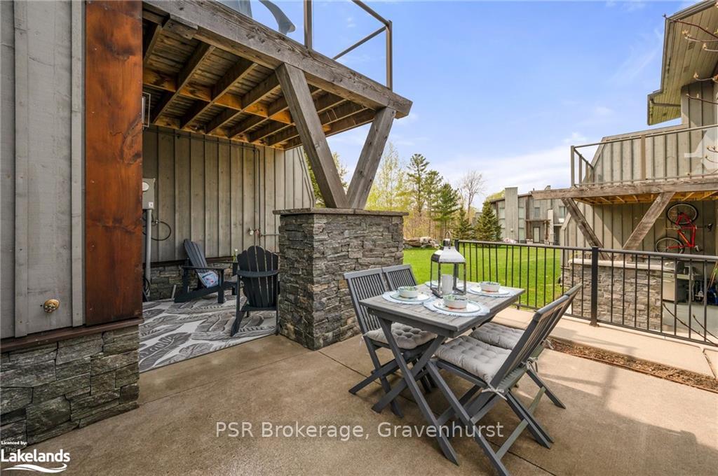 Photo 11 of 44 Carrick Trail, Gravenhurst, Muskoka (S) — HOMEH