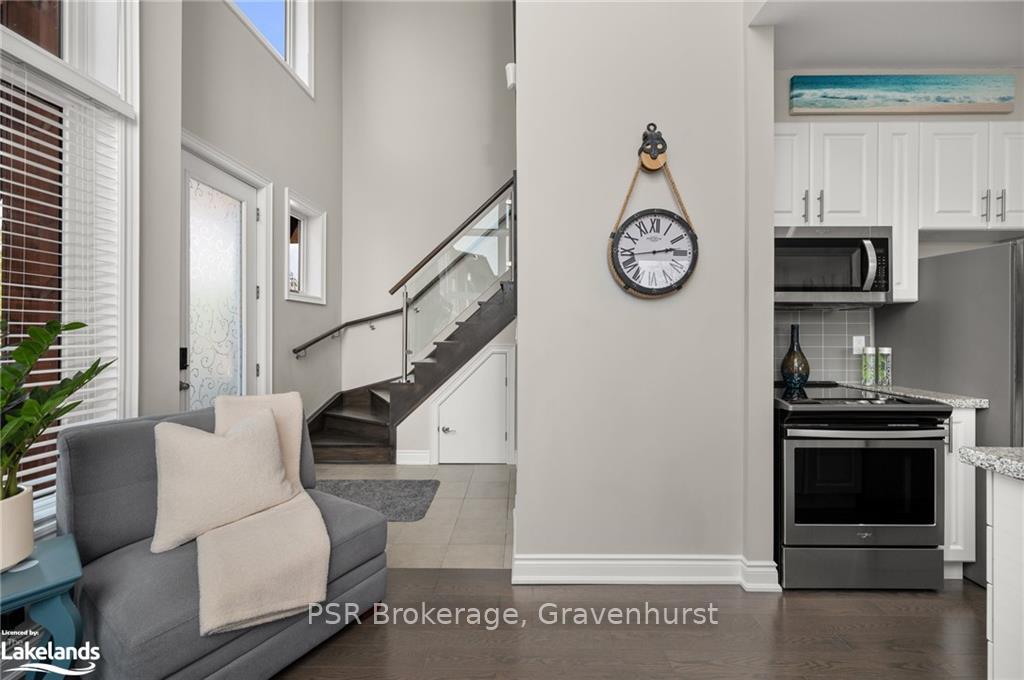 Photo 19 of 44 Carrick Trail, Gravenhurst, Muskoka (S) — HOMEH
