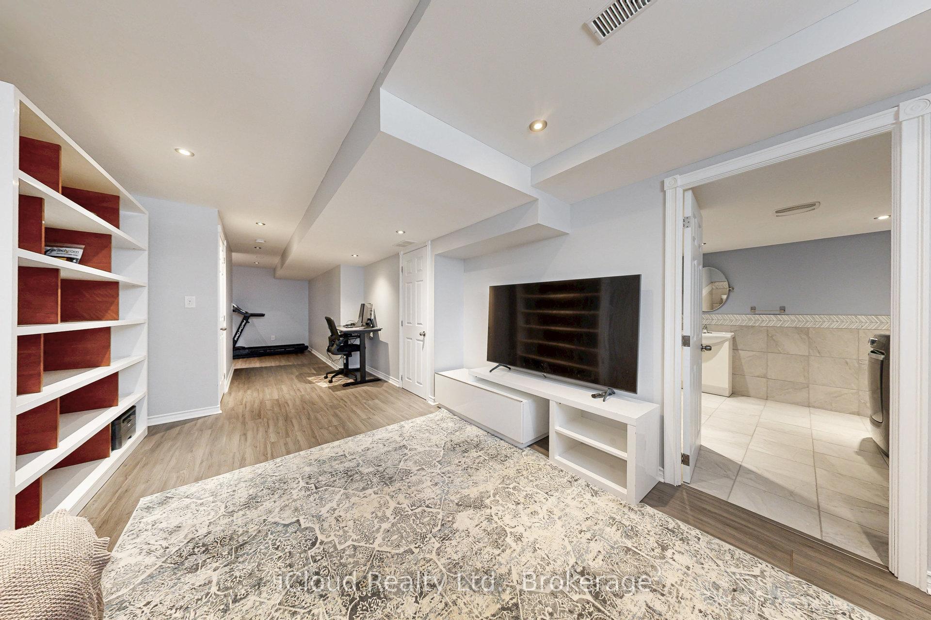 Photo 39 of 62 McMann Crescent, Clarington, Courtice — HOMEH