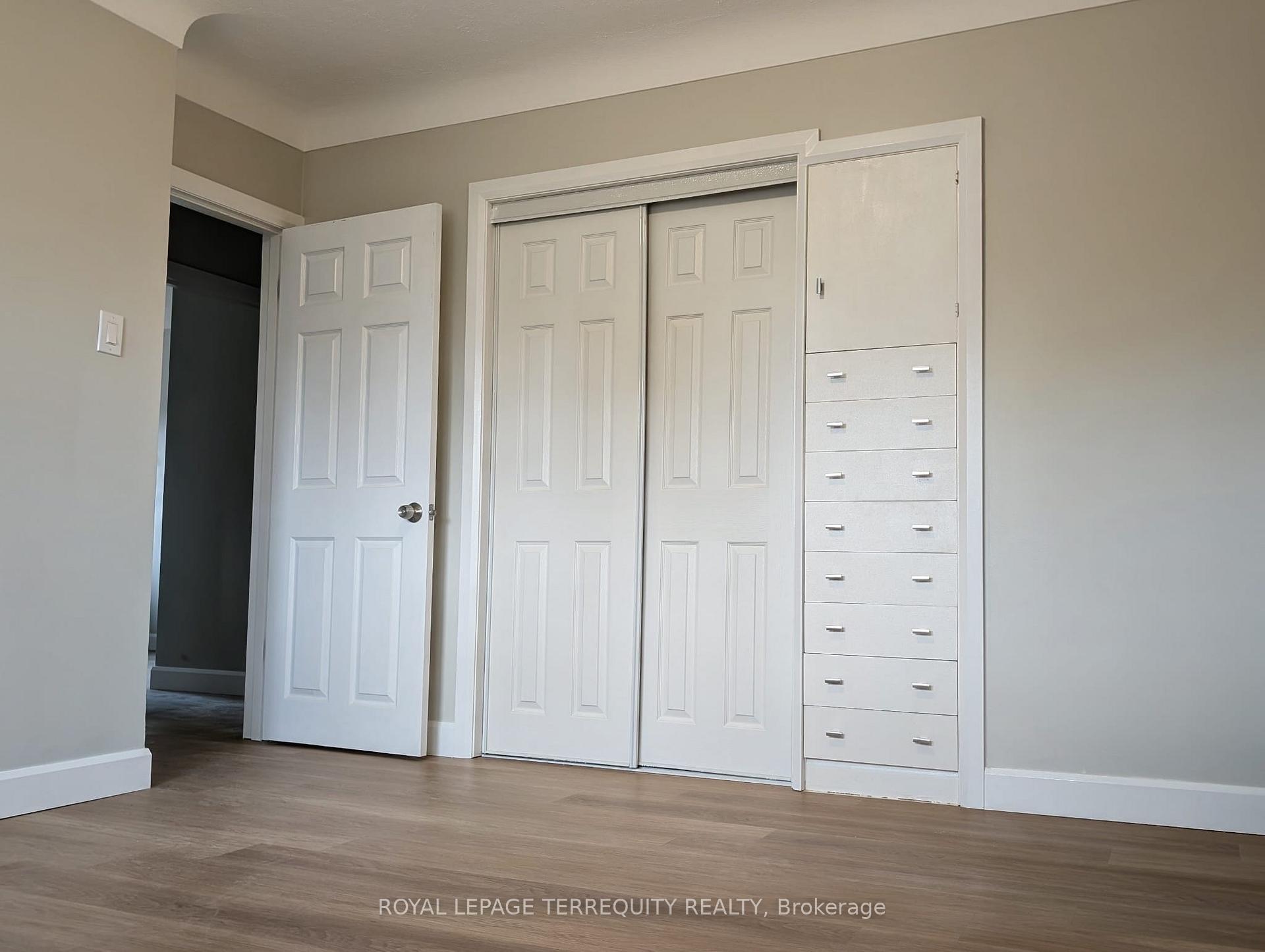 Photo 8 of 5 Bertram Drive, Hamilton, Dundas — HOMEH