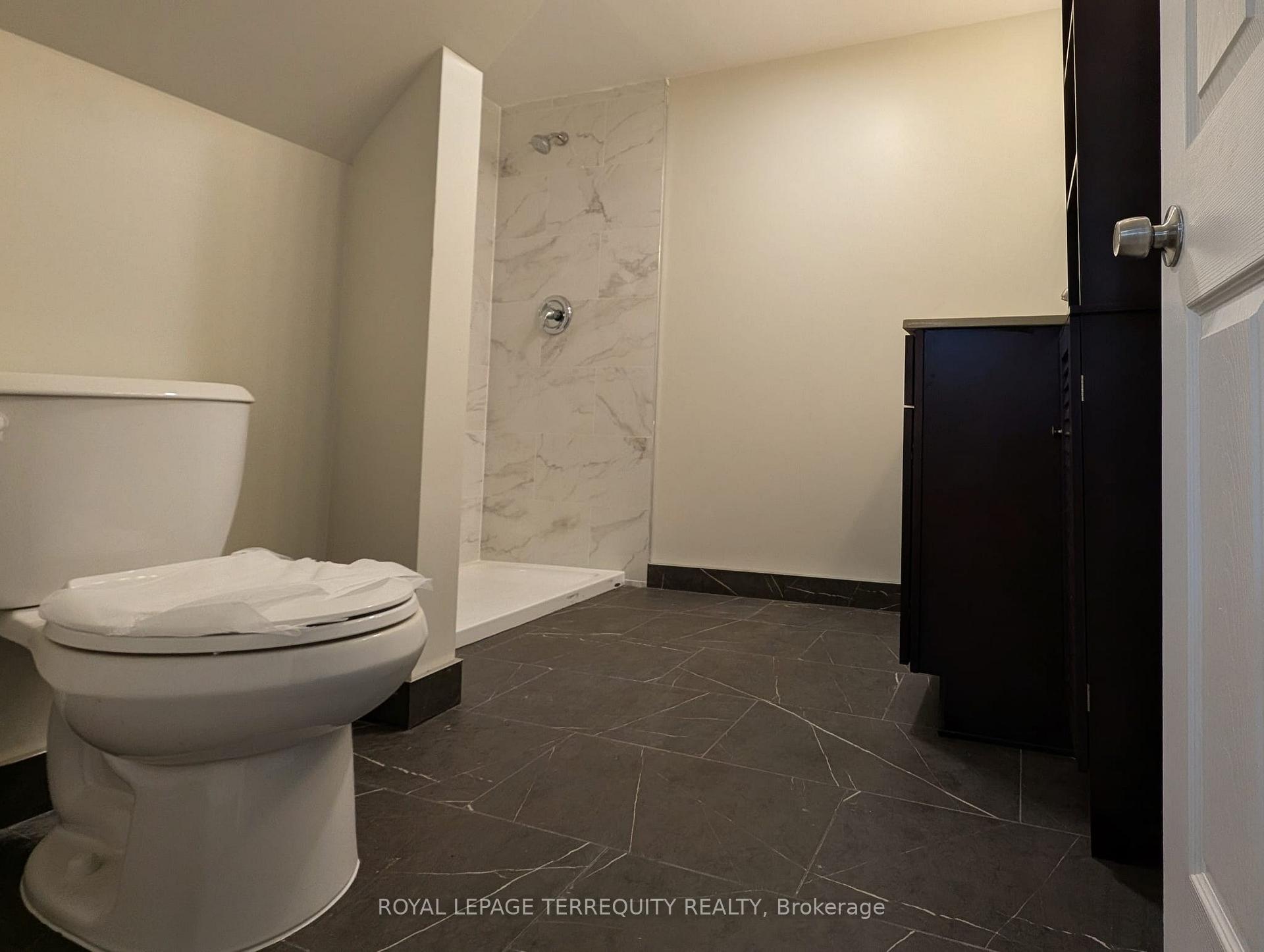 Photo 17 of 5 Bertram Drive, Hamilton, Dundas — HOMEH
