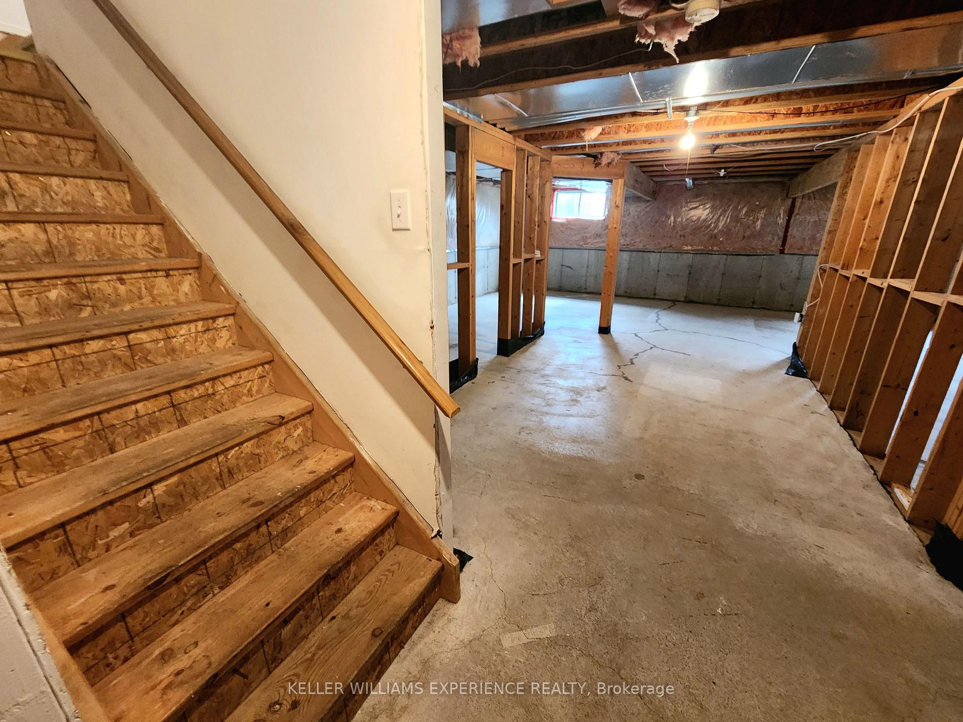 Photo 26 of 166 Madelaine Drive, Barrie, Painswick South — HOMEH