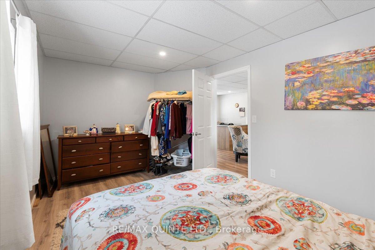 Photo 11 of 244 Ashley Street, Belleville, Thurlow Ward — HOMEH