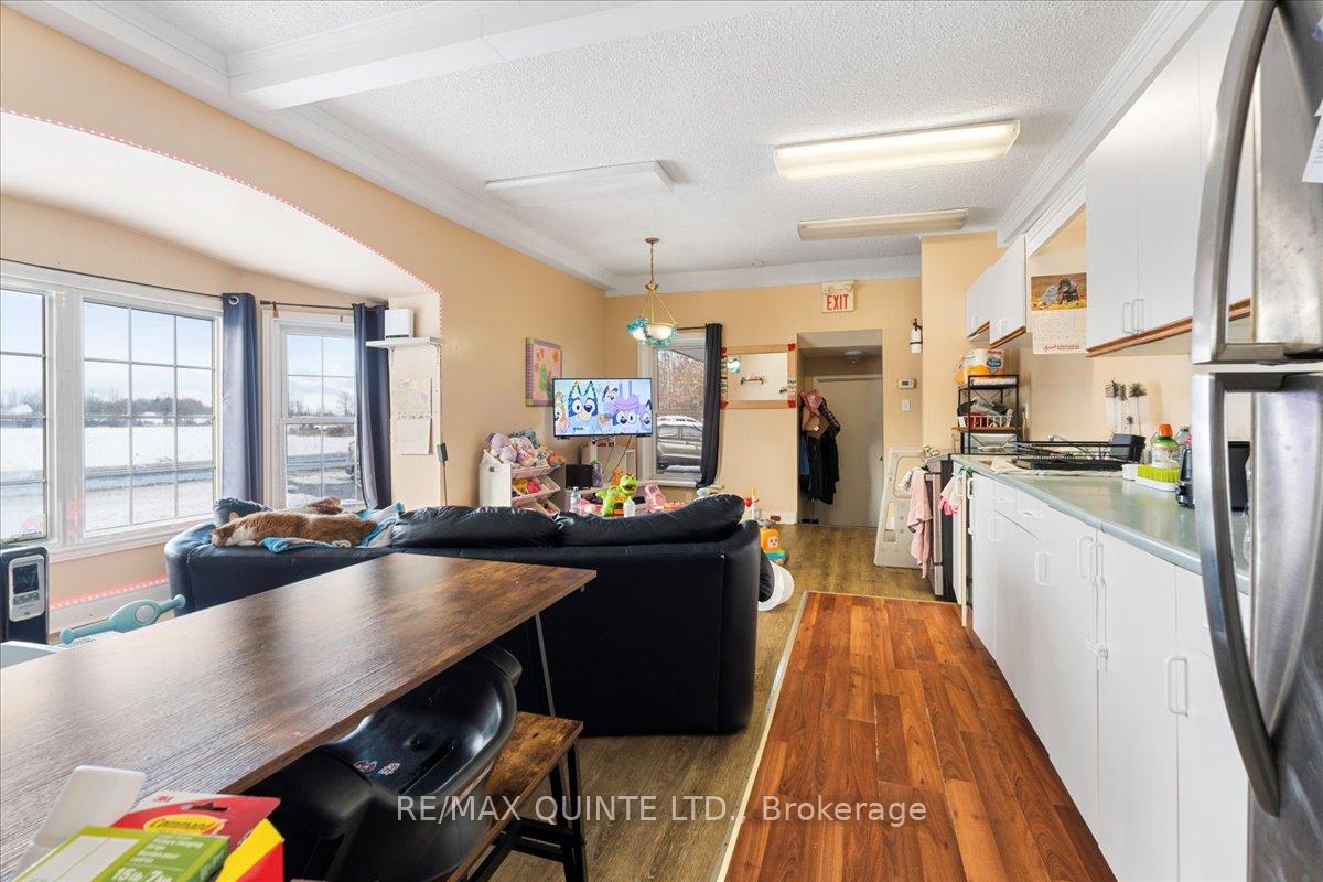 Photo 15 of 244 Ashley Street, Belleville, Thurlow Ward — HOMEH