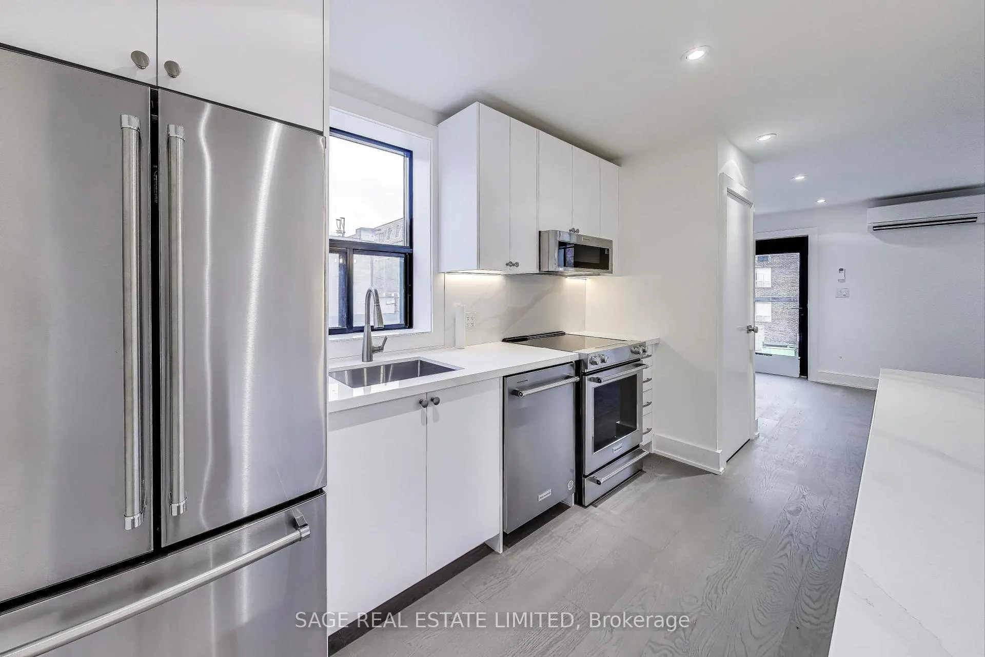 Photo 10 of Unit 2nd, 2549 Yonge Street, Toronto, Mount Pleasant West — HOMEH