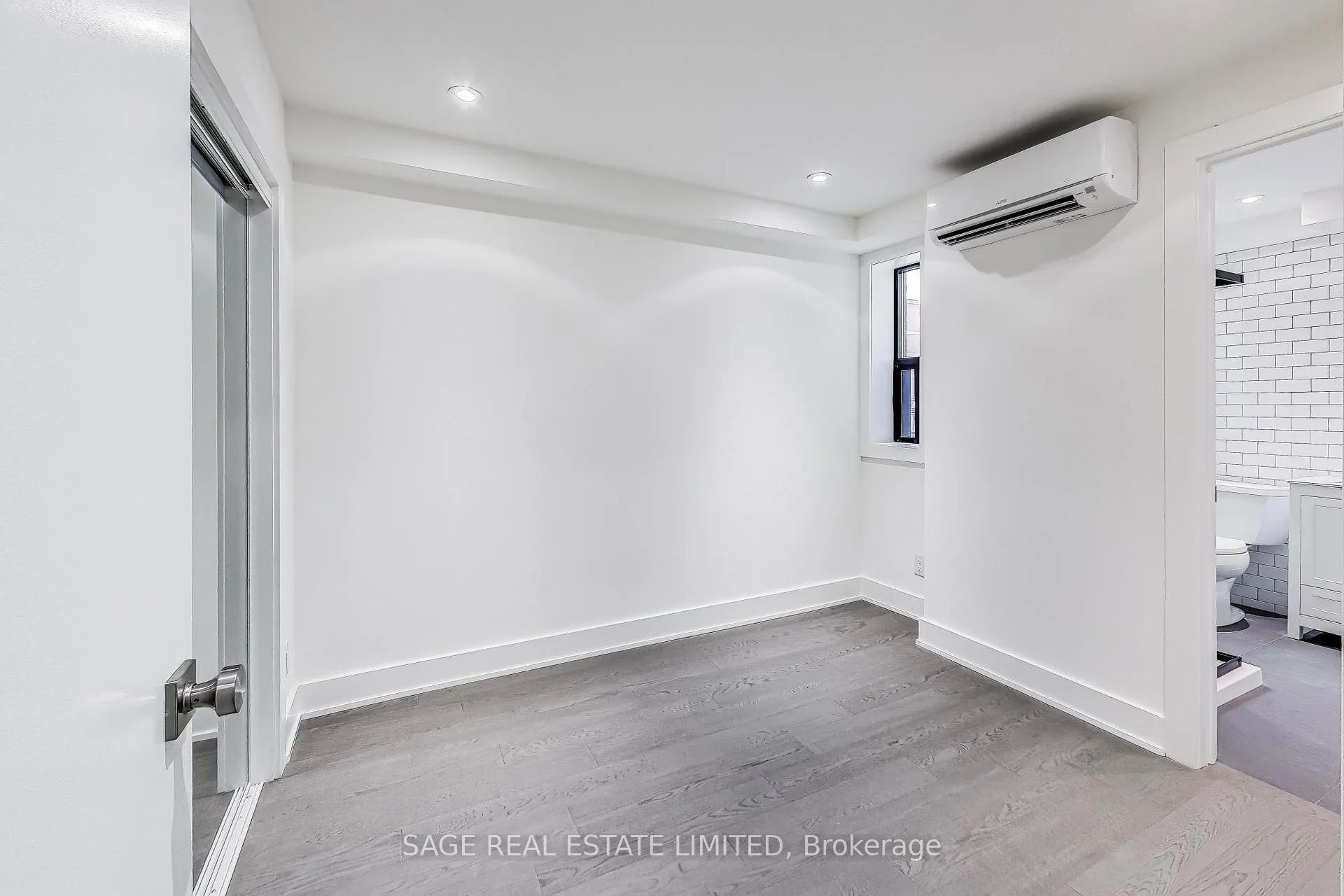 Photo 19 of Unit 2nd, 2549 Yonge Street, Toronto, Mount Pleasant West — HOMEH