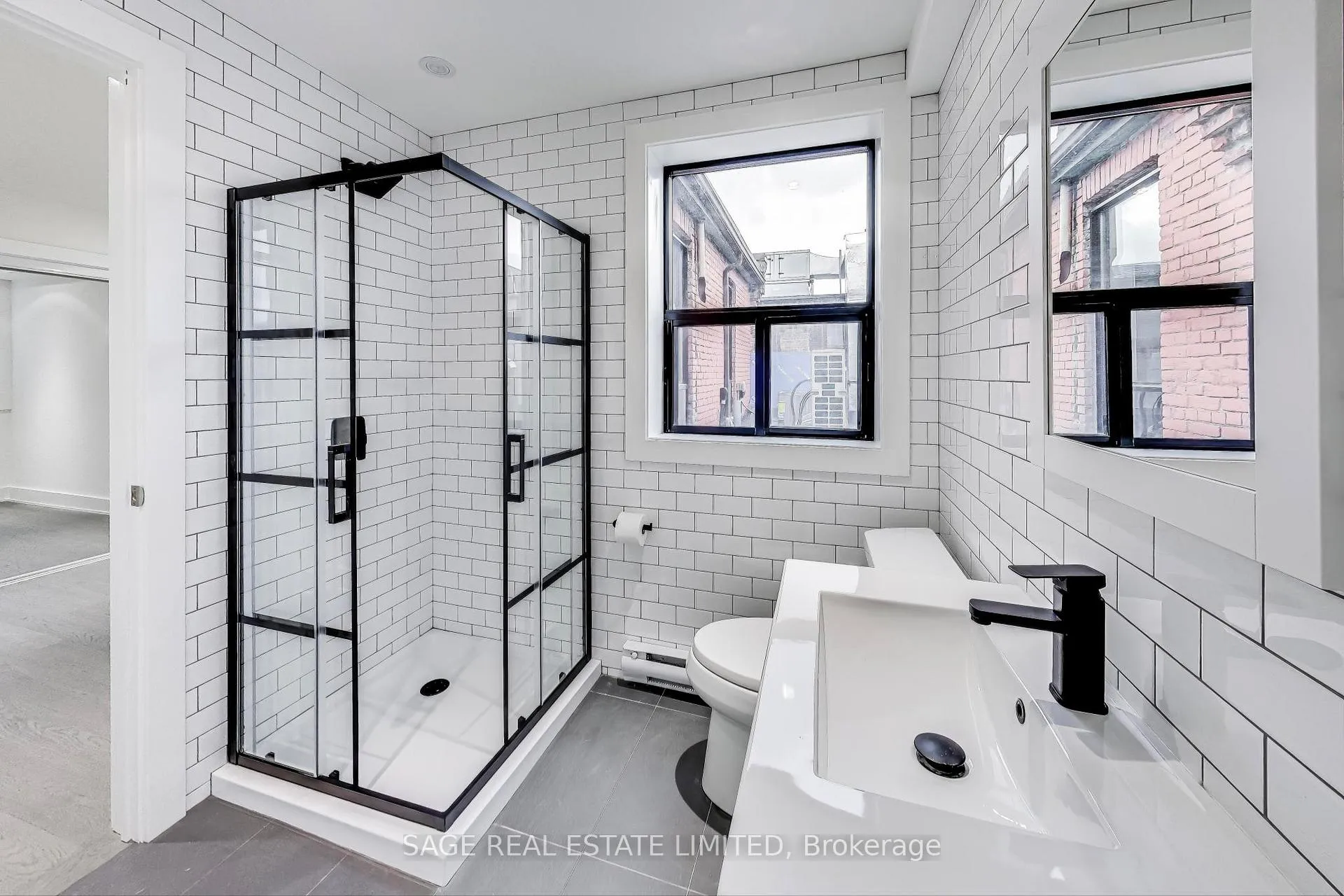 Photo 22 of Unit 2nd, 2549 Yonge Street, Toronto, Mount Pleasant West — HOMEH