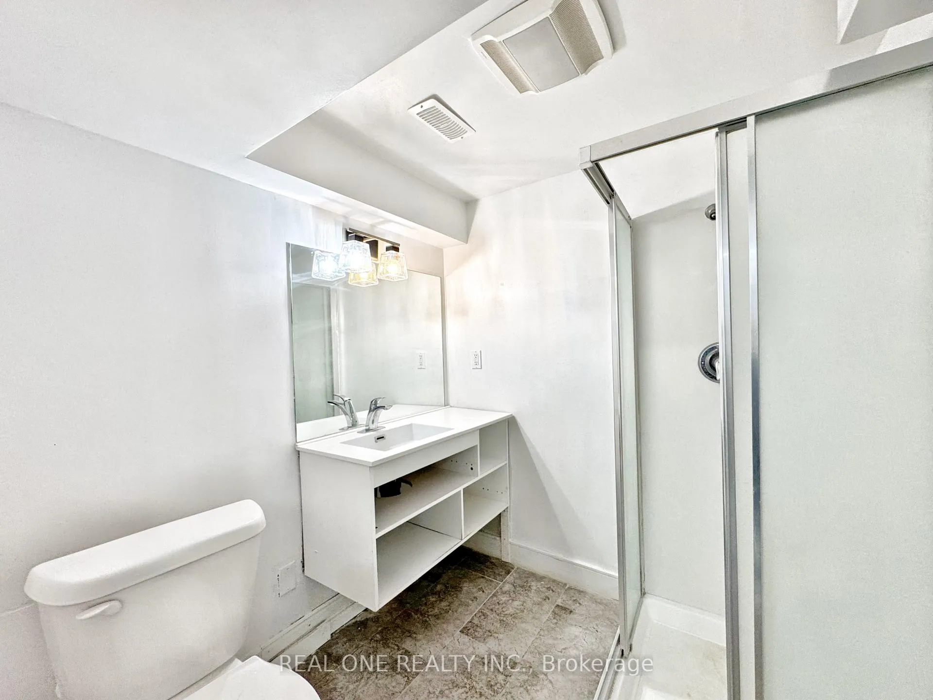 Photo 8 of 61 College Crescent, Barrie, Grove East — HOMEH