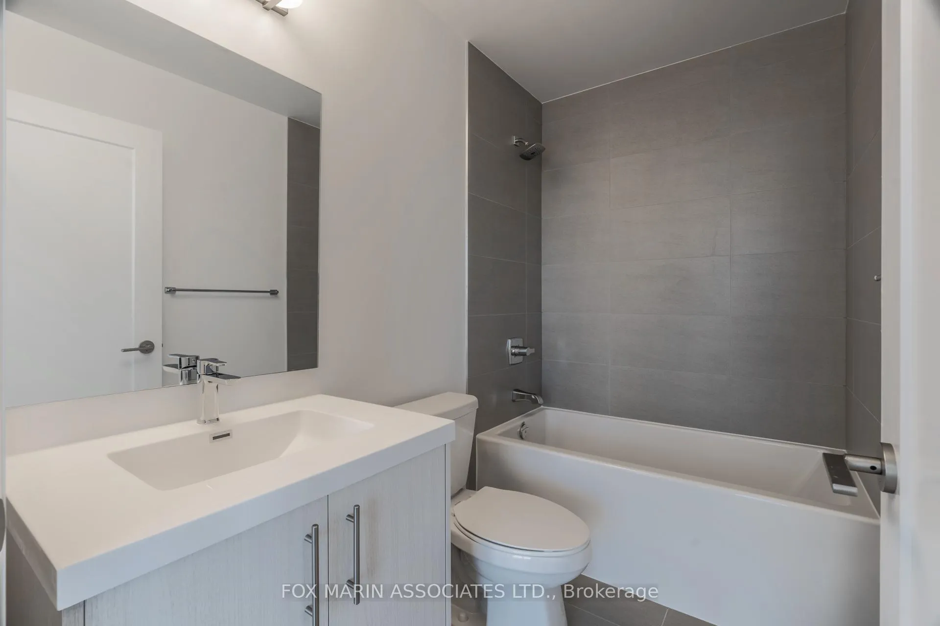 Photo 16 of Unit 1803, 286 Main Street, Toronto, East End-Danforth — HOMEH