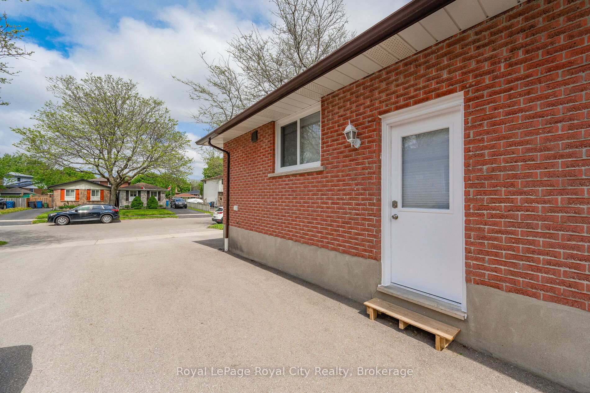 Photo 2 of 161 Hadati Road, Guelph, Grange Road — HOMEH