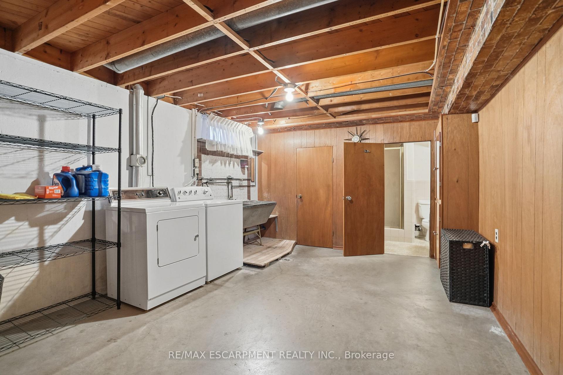 Photo 36 of 131 Nash Road N, Hamilton, Kentley — HOMEH