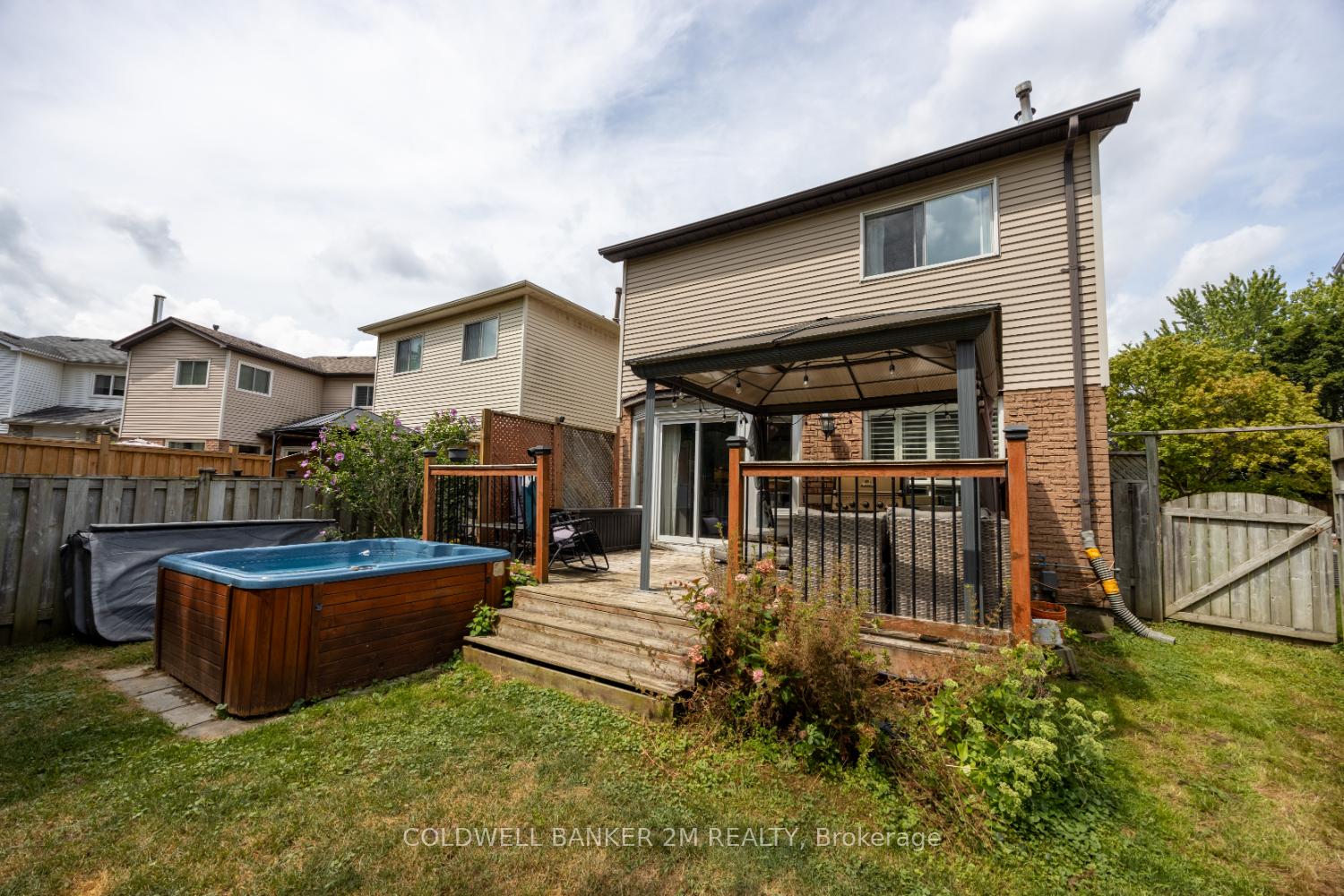 Photo 33 of 11 Parklawn Drive, Clarington, Courtice — HOMEH