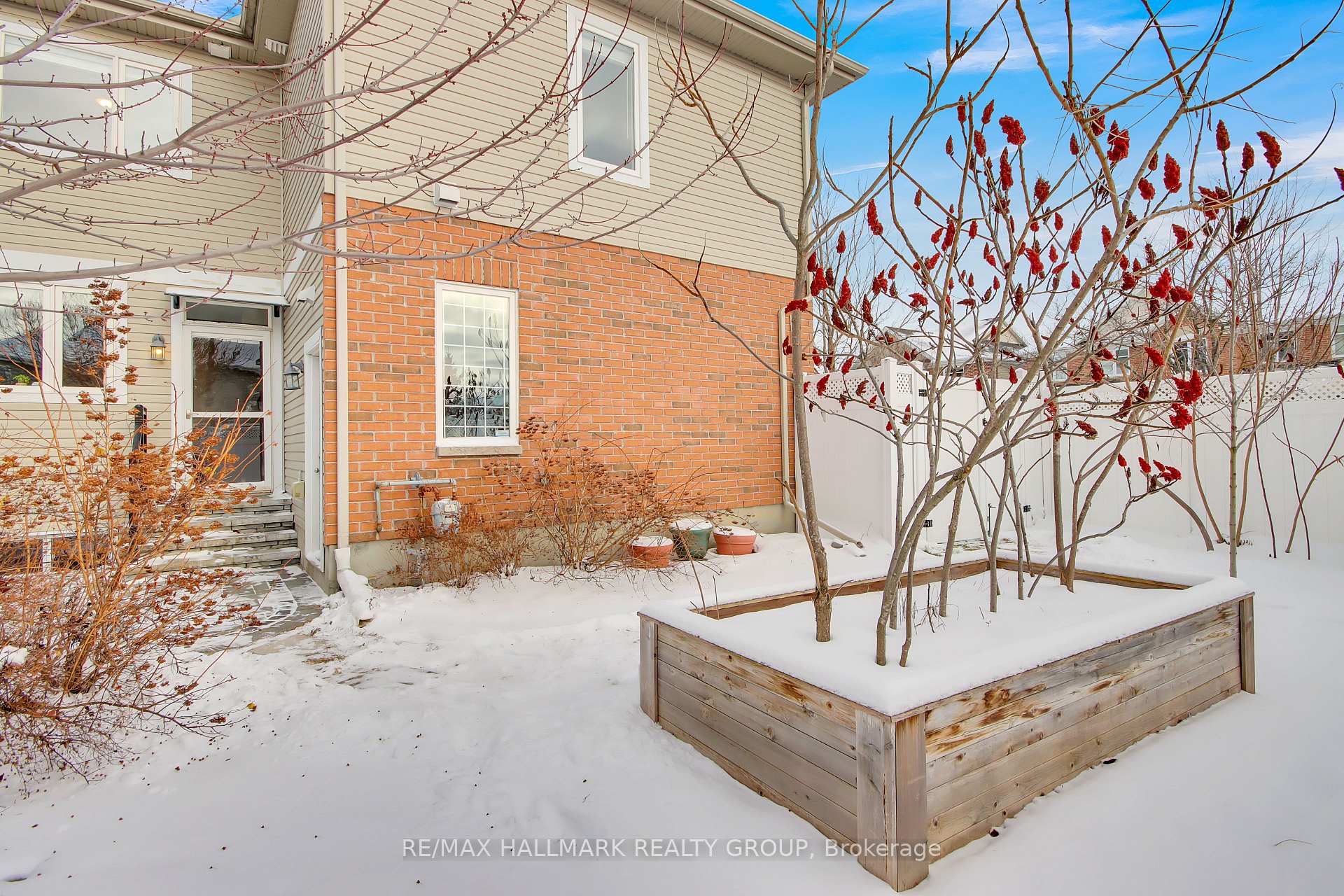 Photo 34 of 271 Stedman Street, Ottawa, Blossom Park/Kemp Park/Findlay Creek — HOMEH