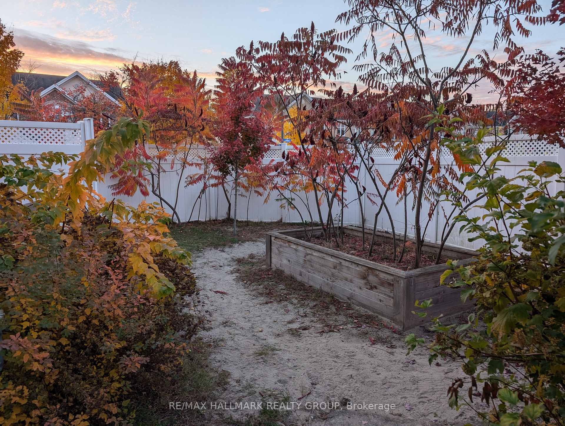 Photo 35 of 271 Stedman Street, Ottawa, Blossom Park/Kemp Park/Findlay Creek — HOMEH