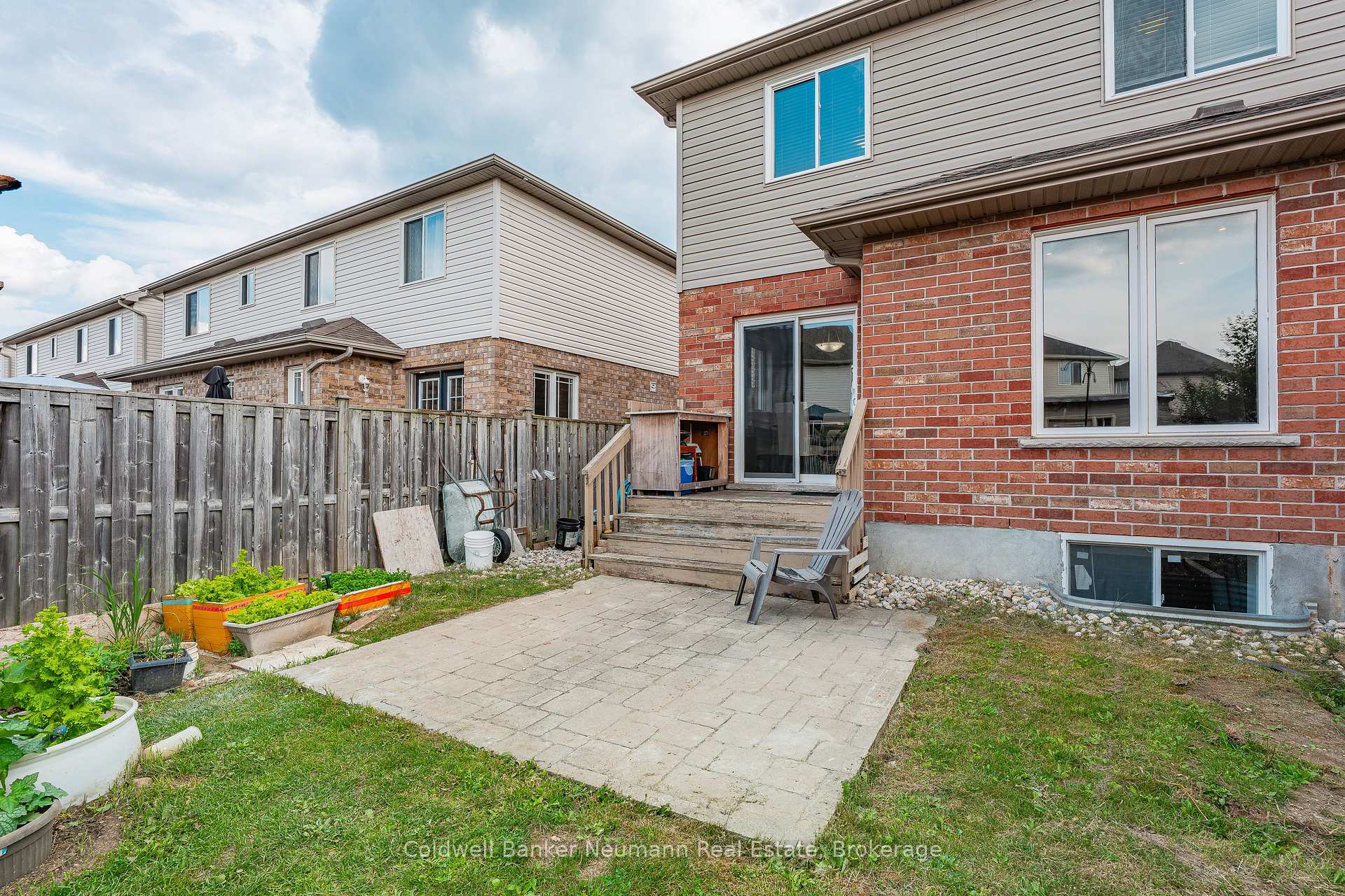 Photo 33 of 40 Laughland Lane, Guelph, Pineridge/Westminster Woods — HOMEH