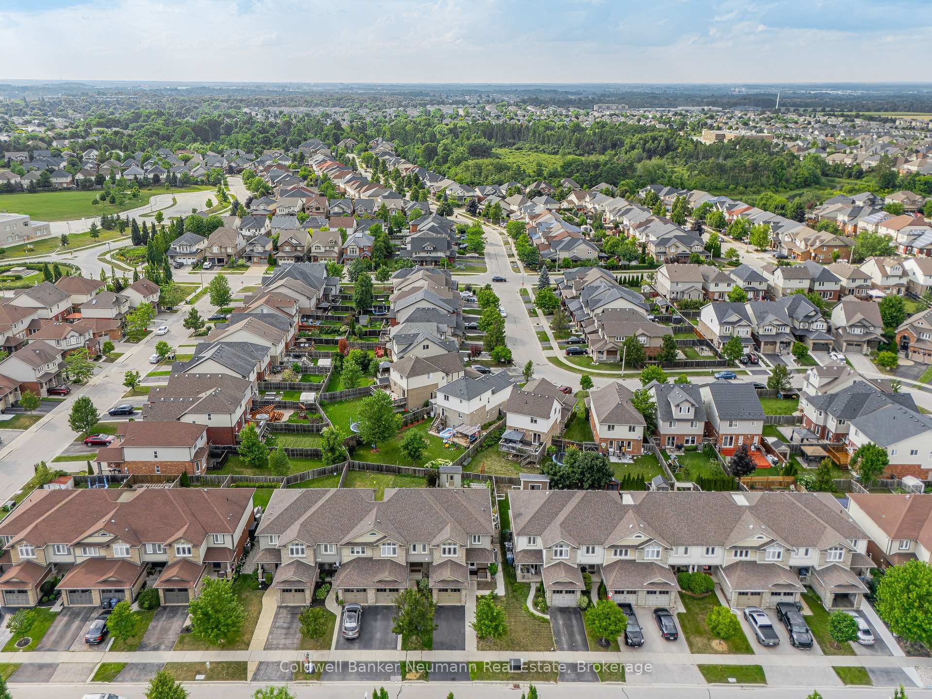Photo 39 of 40 Laughland Lane, Guelph, Pineridge/Westminster Woods — HOMEH