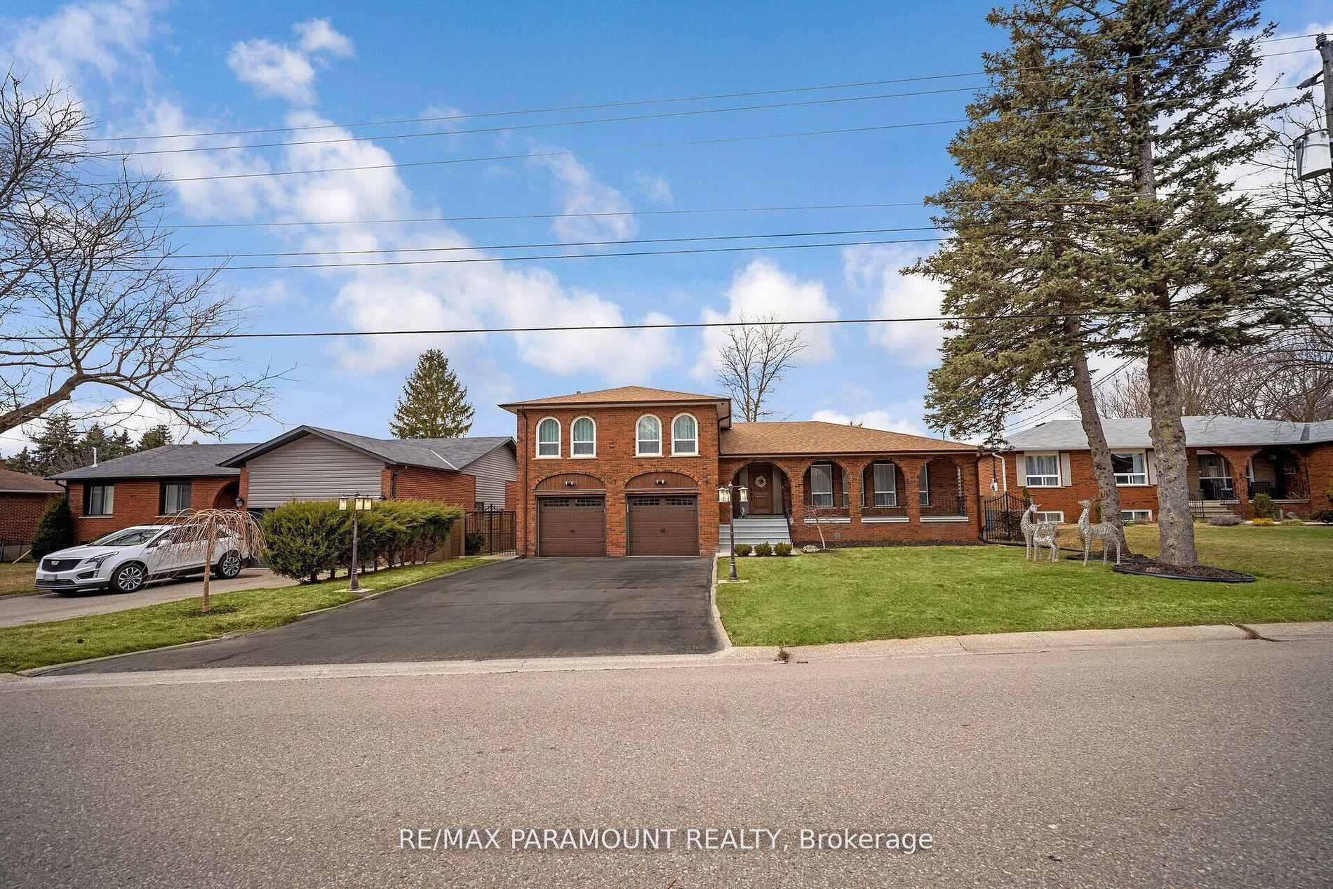 Photo 2 of 7 Walker Road E, Caledon, Caledon East — HOMEH