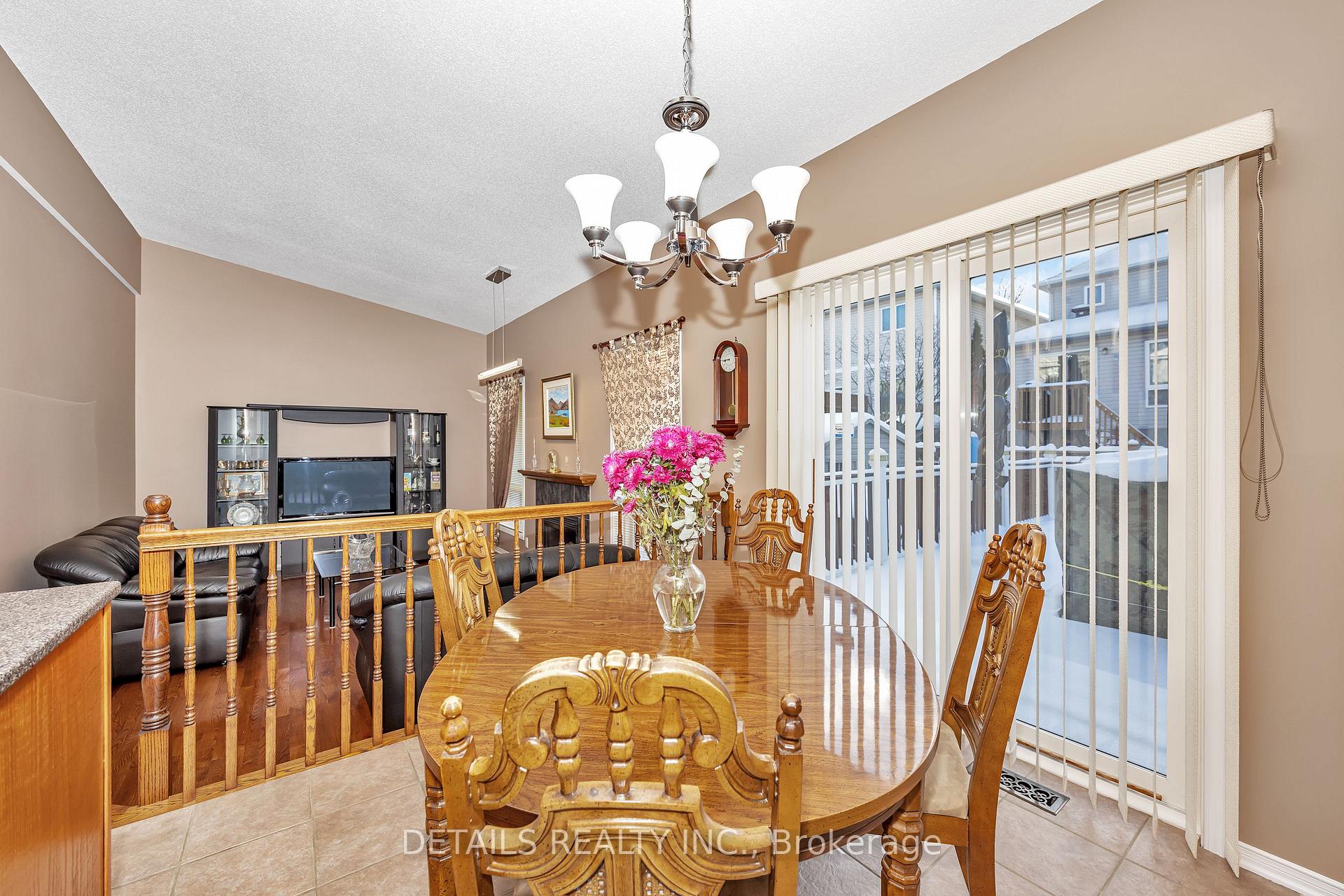 Photo 11 of 10 North Harrow Drive, Ottawa, Barrhaven - Longfields — HOMEH