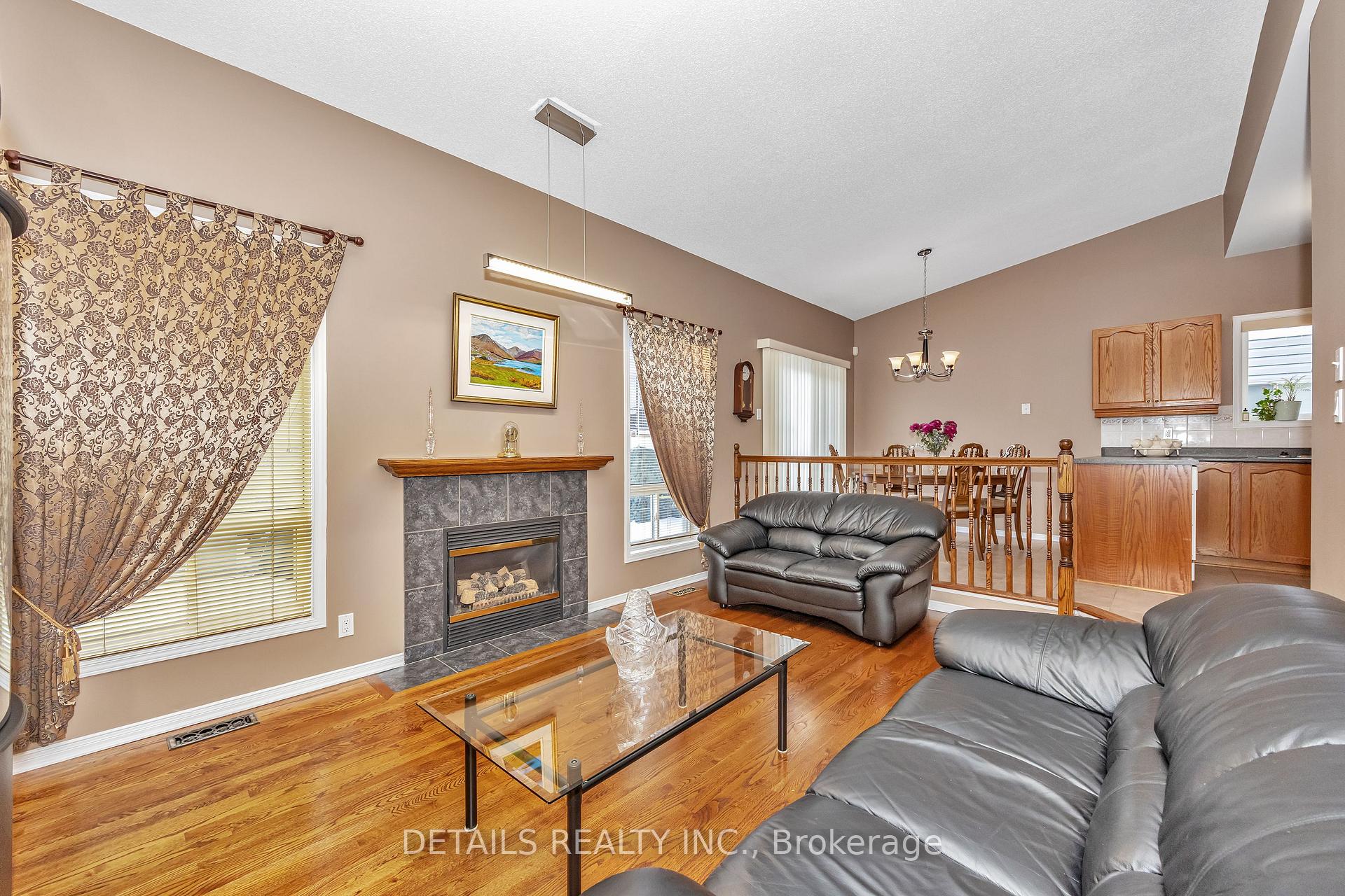 Photo 14 of 10 North Harrow Drive, Ottawa, Barrhaven - Longfields — HOMEH