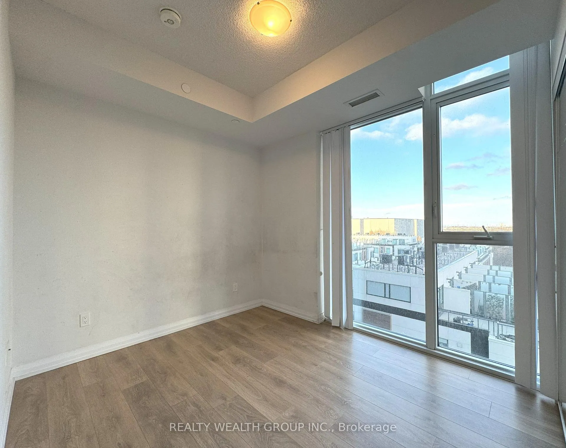Photo 6 of Unit 504, 7895 Jane Street, Vaughan, Concord — HOMEH
