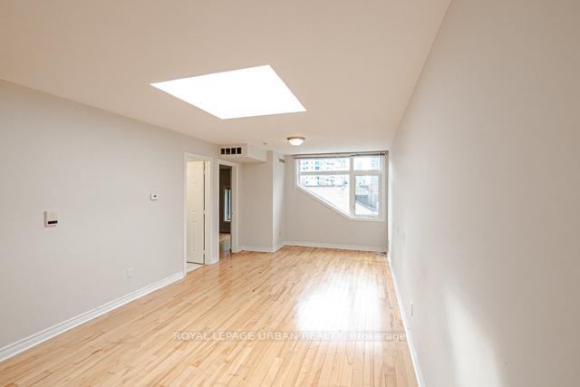 Photo 5 of Unit 300, 648A Yonge Street, Toronto, Bay Street Corridor — HOMEH