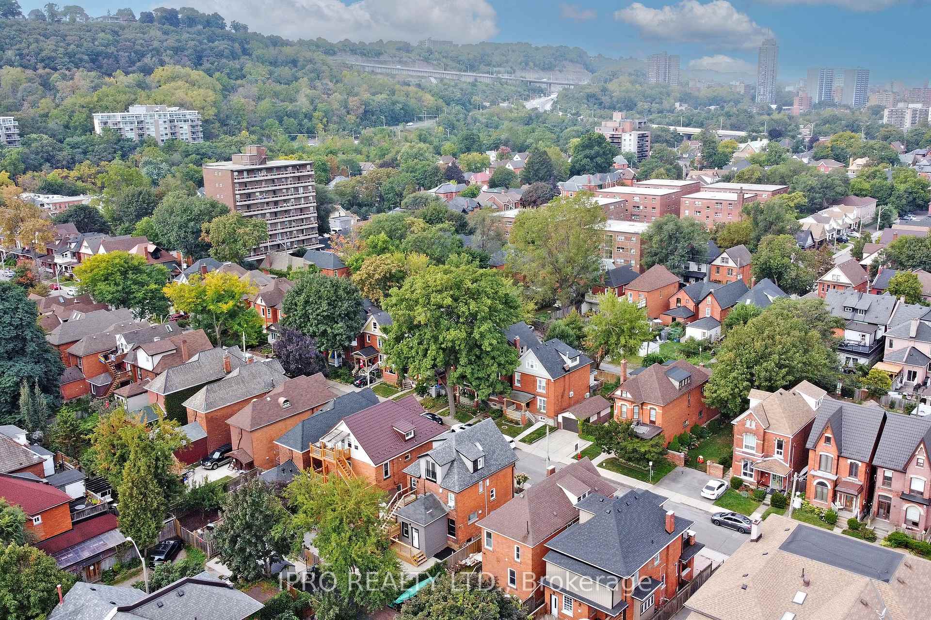 Photo 3 of Unit 1, 75 Ontario Avenue, Hamilton, Stinson — HOMEH