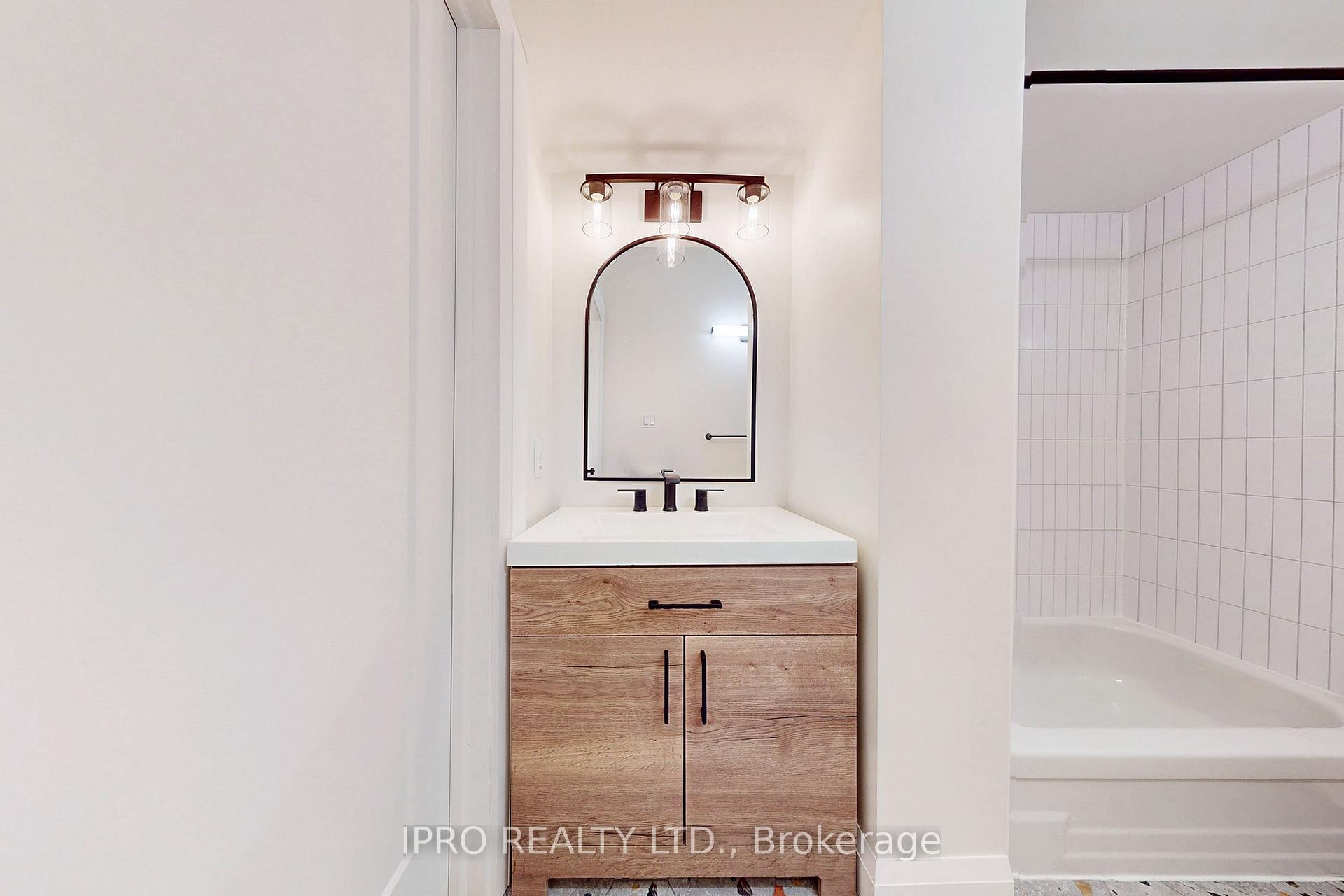 Photo 15 of Unit 1, 75 Ontario Avenue, Hamilton, Stinson — HOMEH