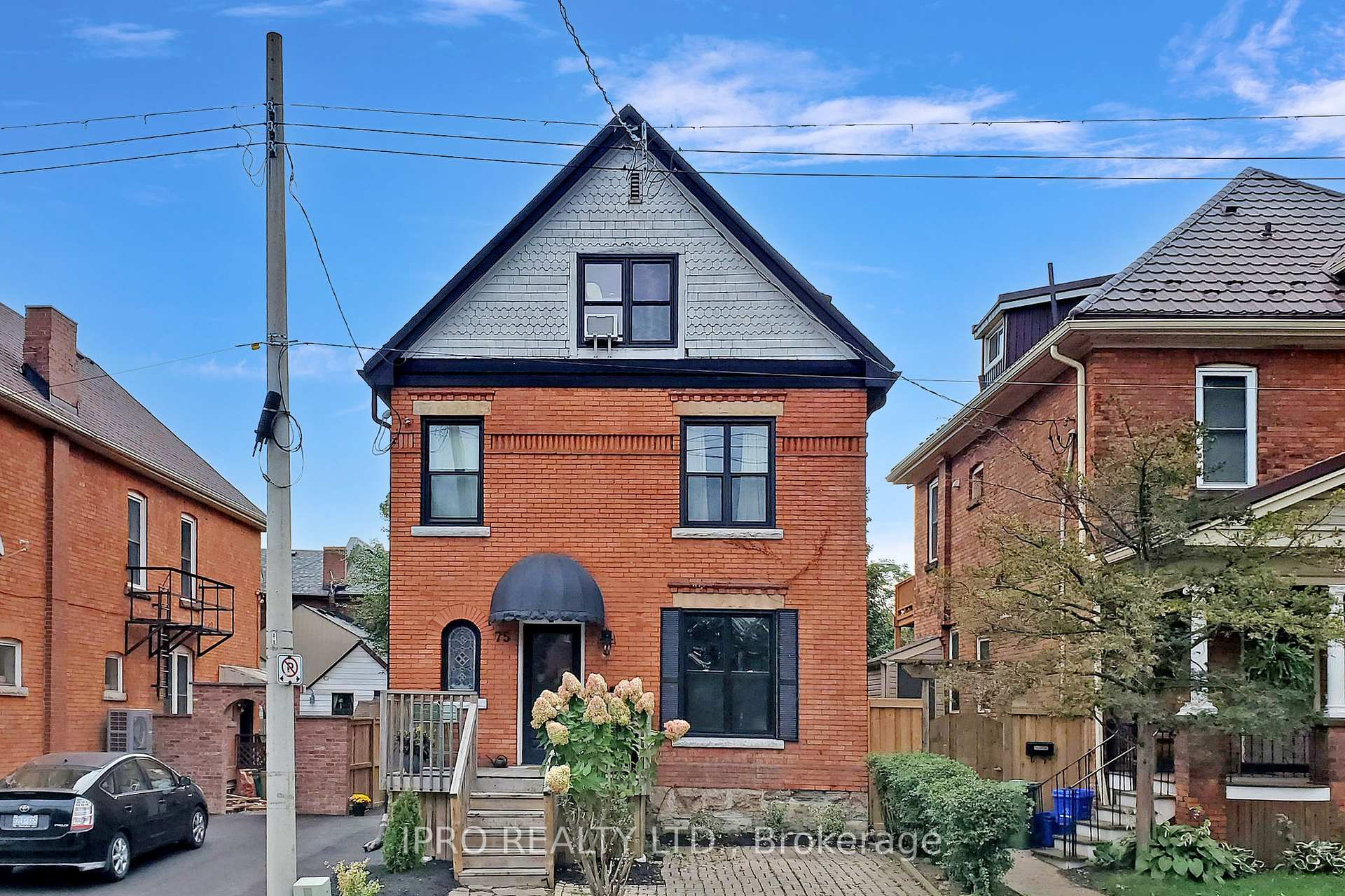 Photo 11 of Unit 1, 75 Ontario Avenue, Hamilton, Stinson — HOMEH