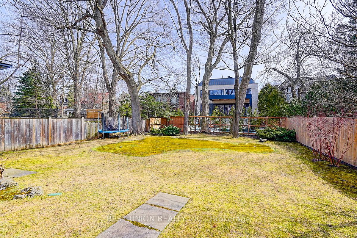 Photo 27 of 155 Dawlish Avenue, Toronto, Lawrence Park South — HOMEH