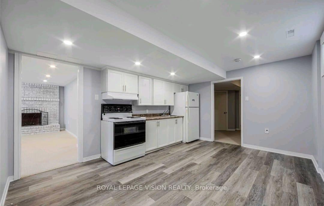Photo 3 of Unit Bsmt, 88 Irwin Drive, Barrie, Northwest — HOMEH