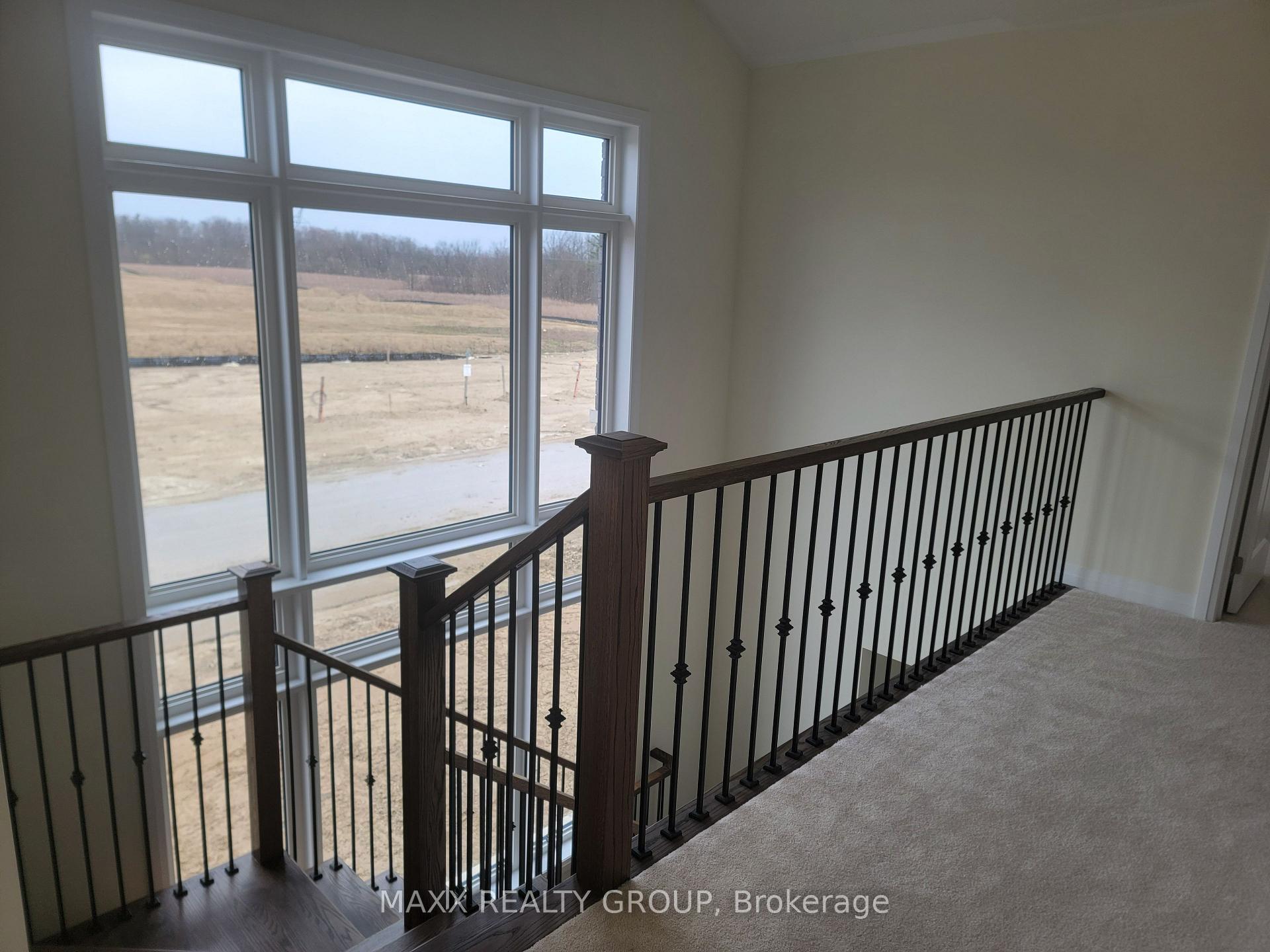Photo 11 of 599 Windwood Drive NE, Hamilton, Binbrook — HOMEH