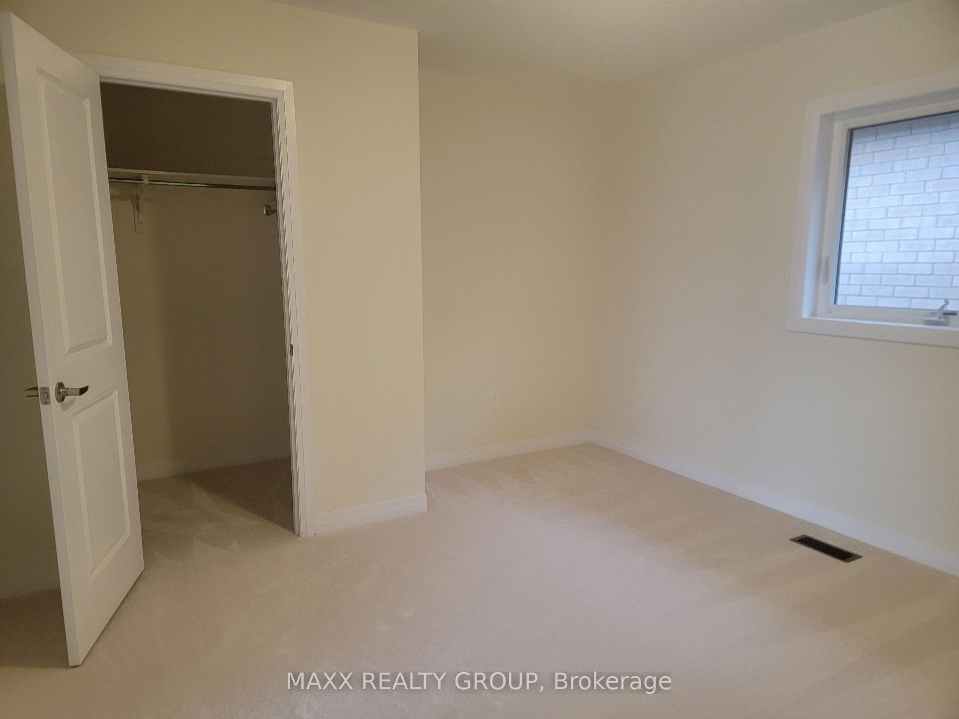 Photo 13 of 599 Windwood Drive NE, Hamilton, Binbrook — HOMEH