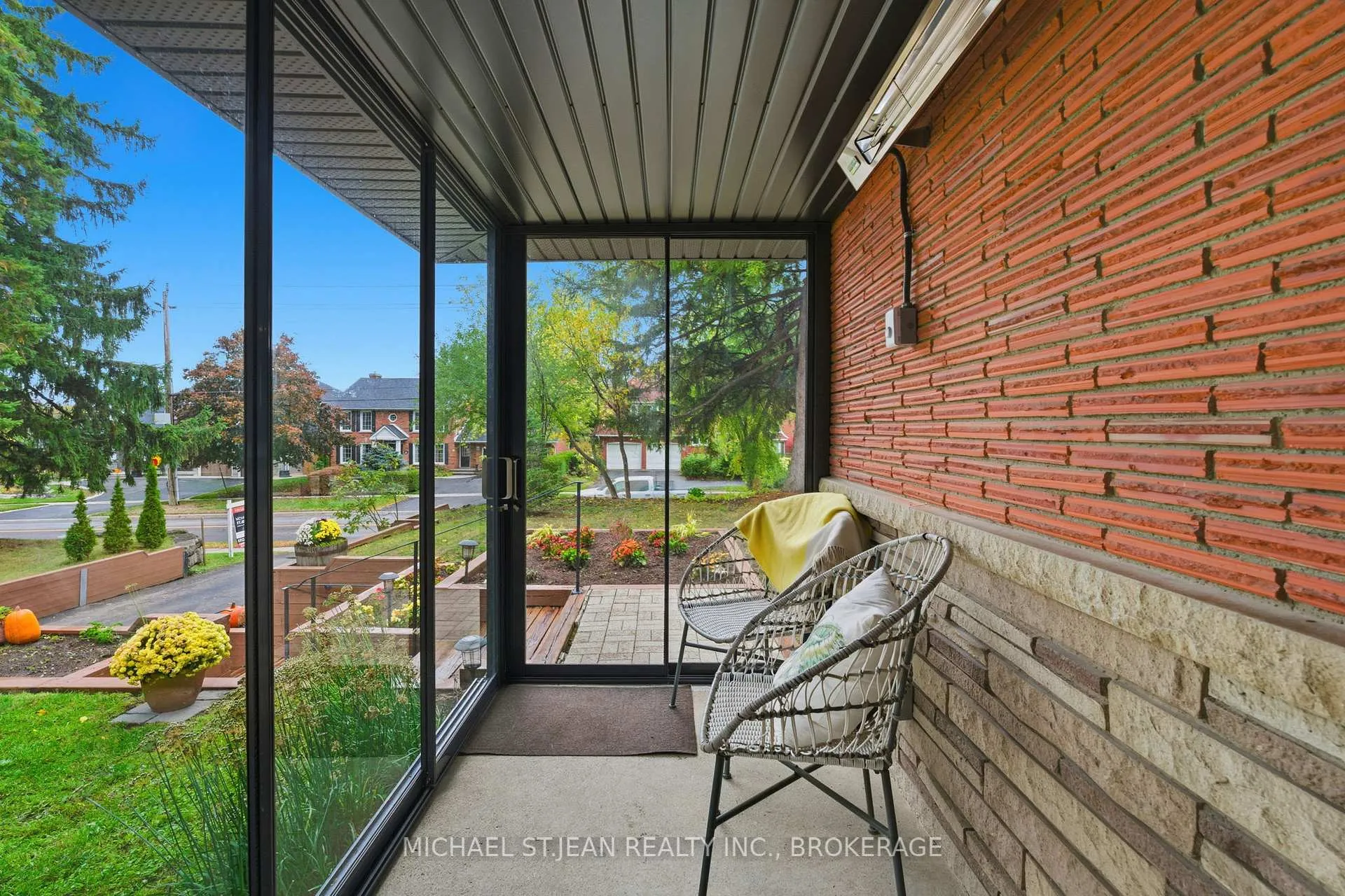 Photo 6 of 480 Golf Links Road, Hamilton, Ancaster — HOMEH