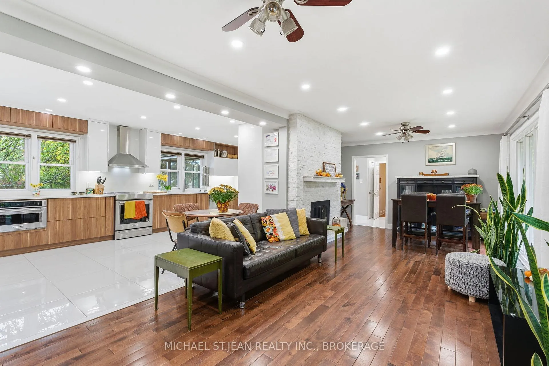 Photo 14 of 480 Golf Links Road, Hamilton, Ancaster — HOMEH